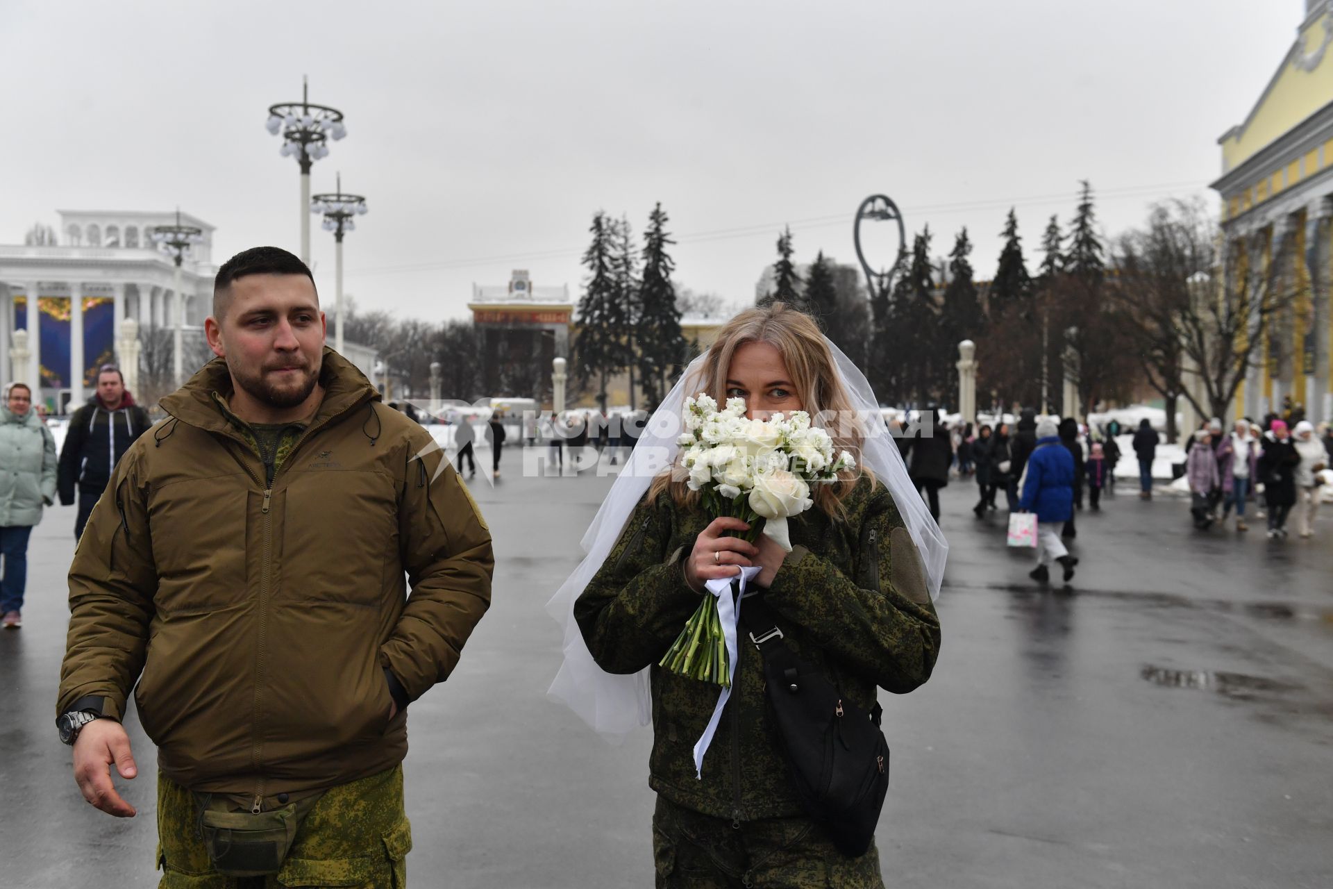 Торжественная свадебная церемония участников СВО к годовщине начала специальной военной операции