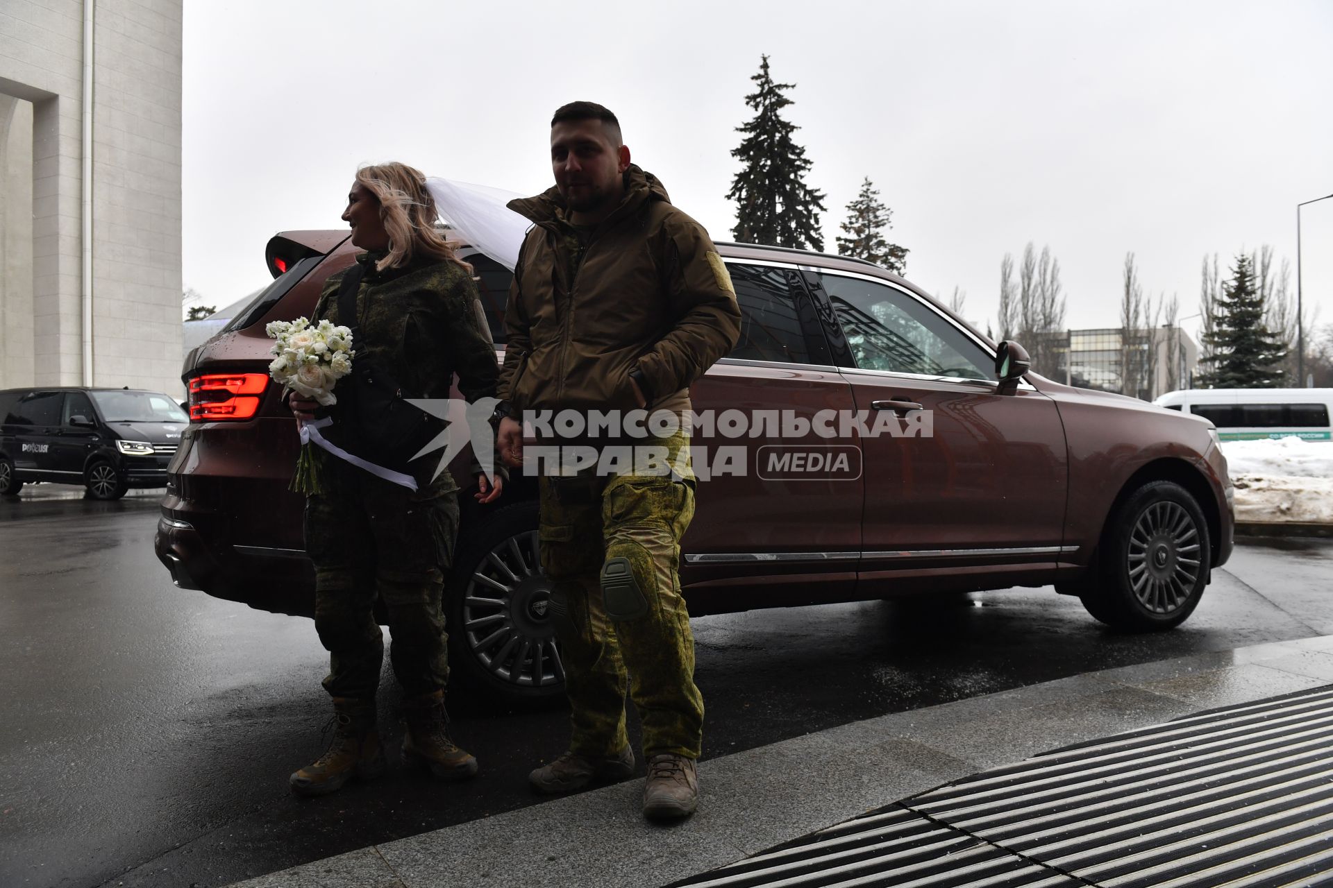 Торжественная свадебная церемония участников СВО к годовщине начала специальной военной операции