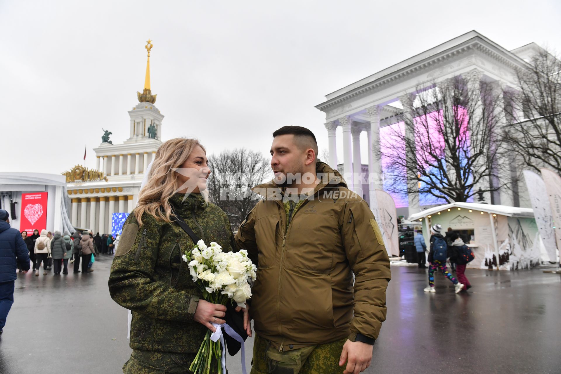 Торжественная свадебная церемония участников СВО к годовщине начала специальной военной операции