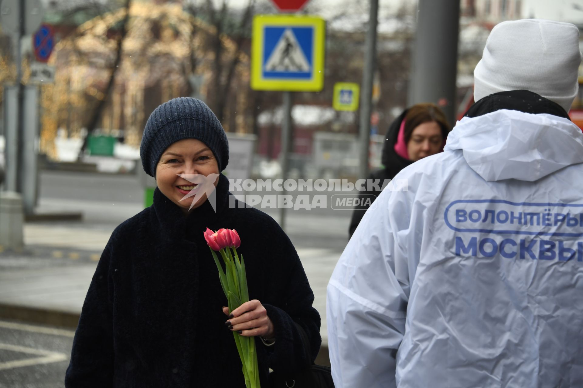 Поздравление женщин с праздником 8 марта в Москве