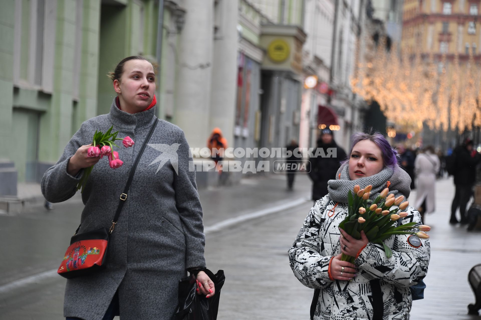 Поздравление женщин с праздником 8 марта в Москве