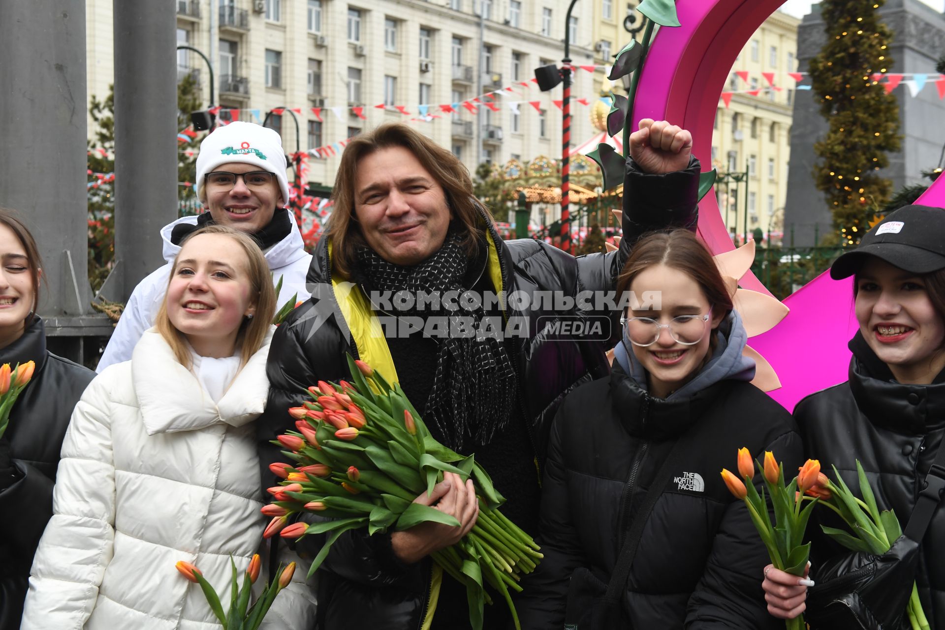 Певец Дмитрий Маликов поздравил женщин с праздником 8 марта