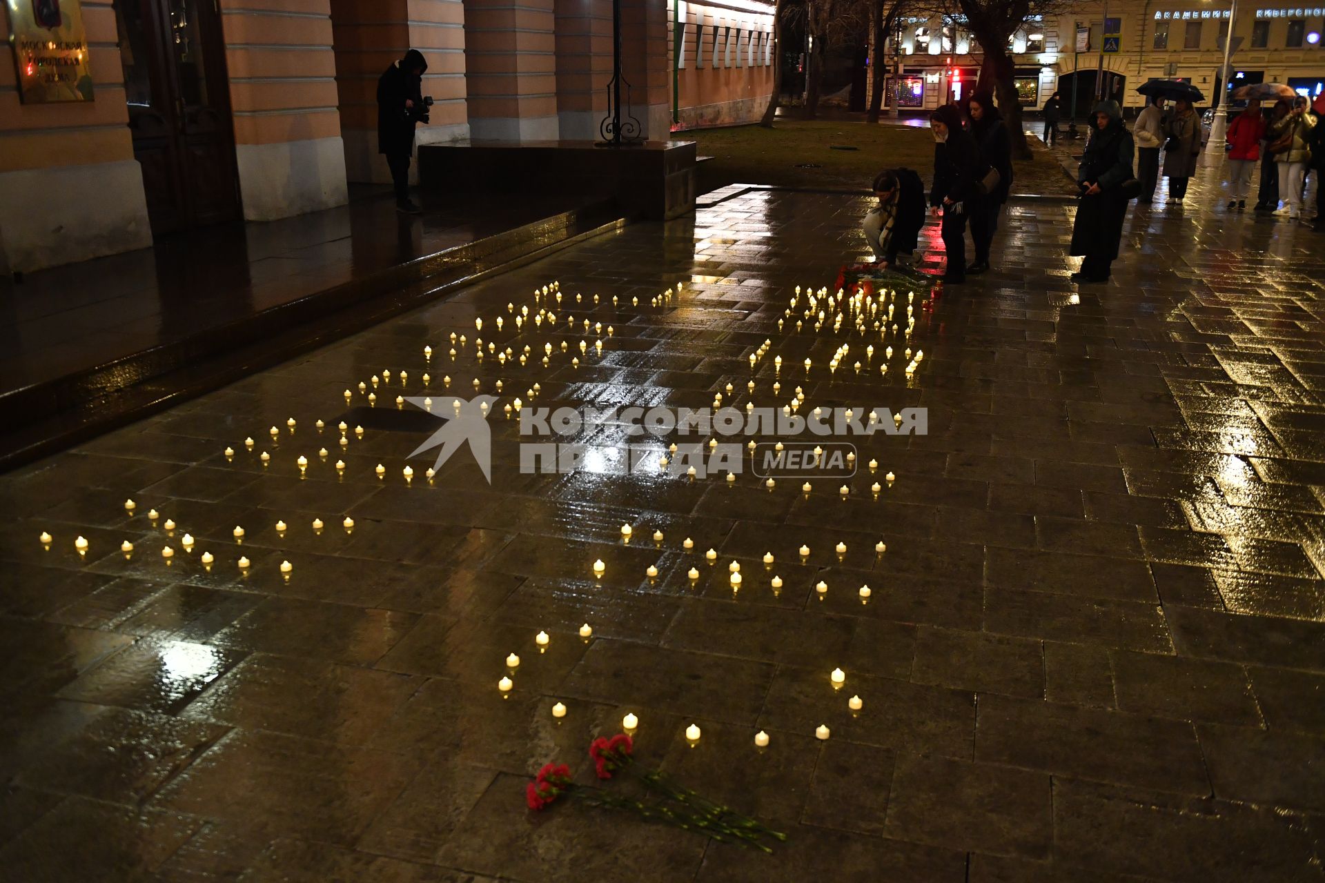 Акция ` Свеча памяти  ` в Москве
