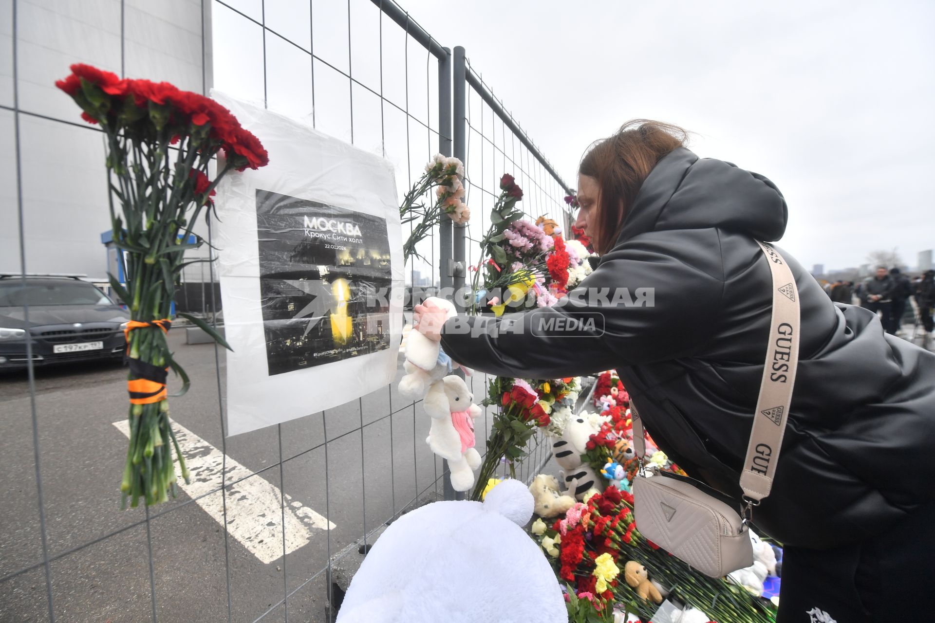 Акция памяти жертв теракта в подмосковном \"Крокус Сити Холле\"