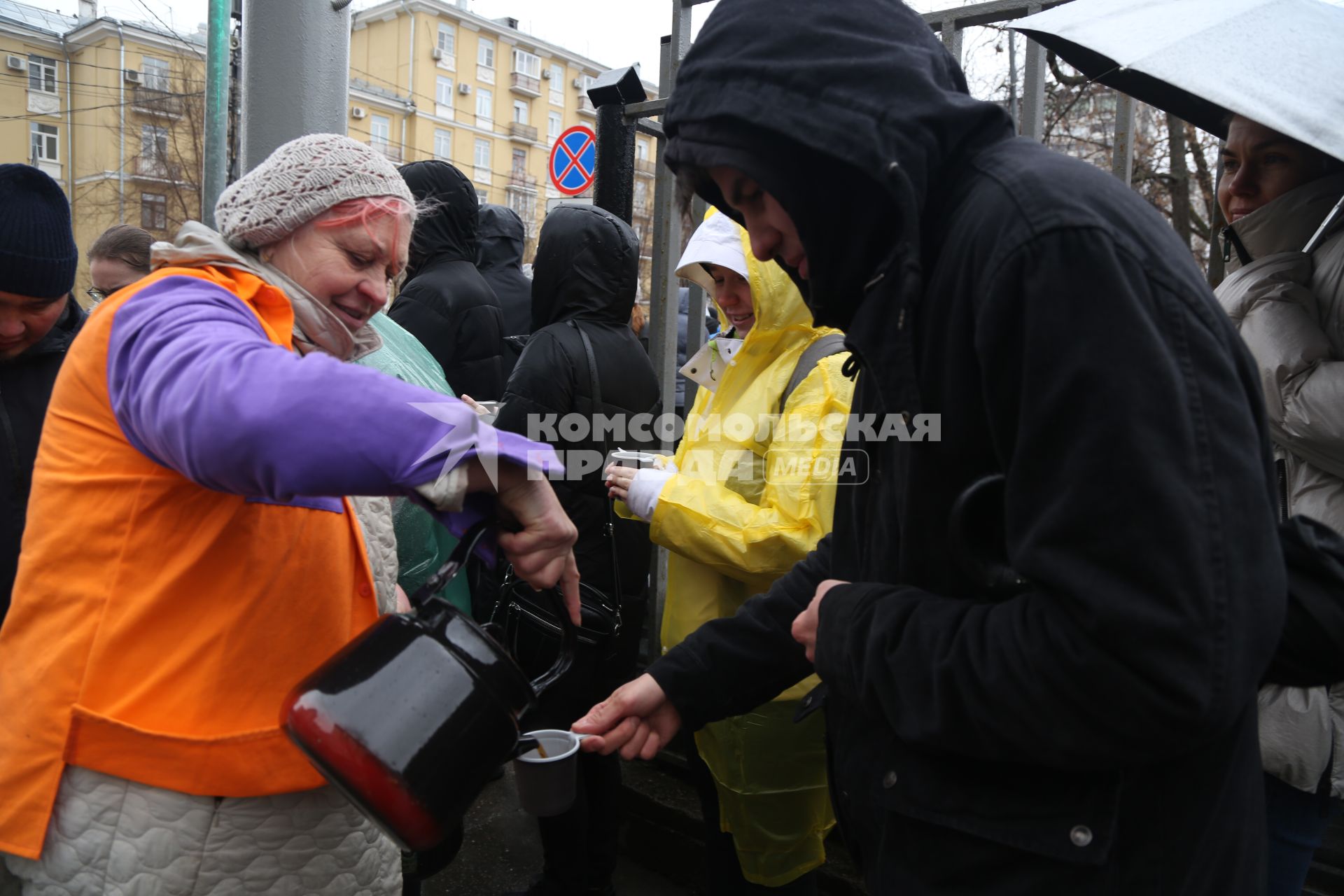 Очередь в Центр крови имени О.К.Гаврилова в Москве