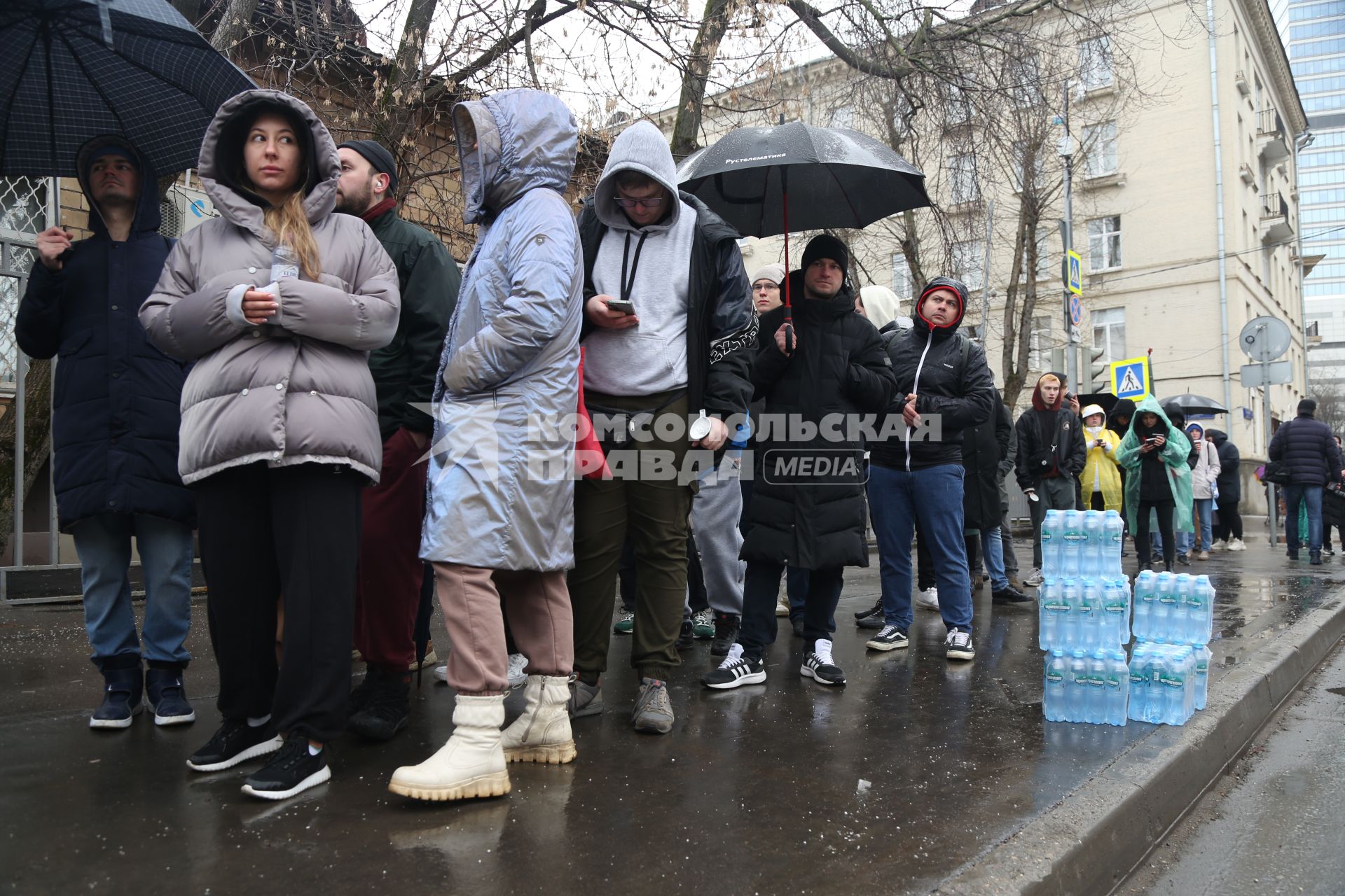 Очередь в Центр крови имени О.К.Гаврилова в Москве