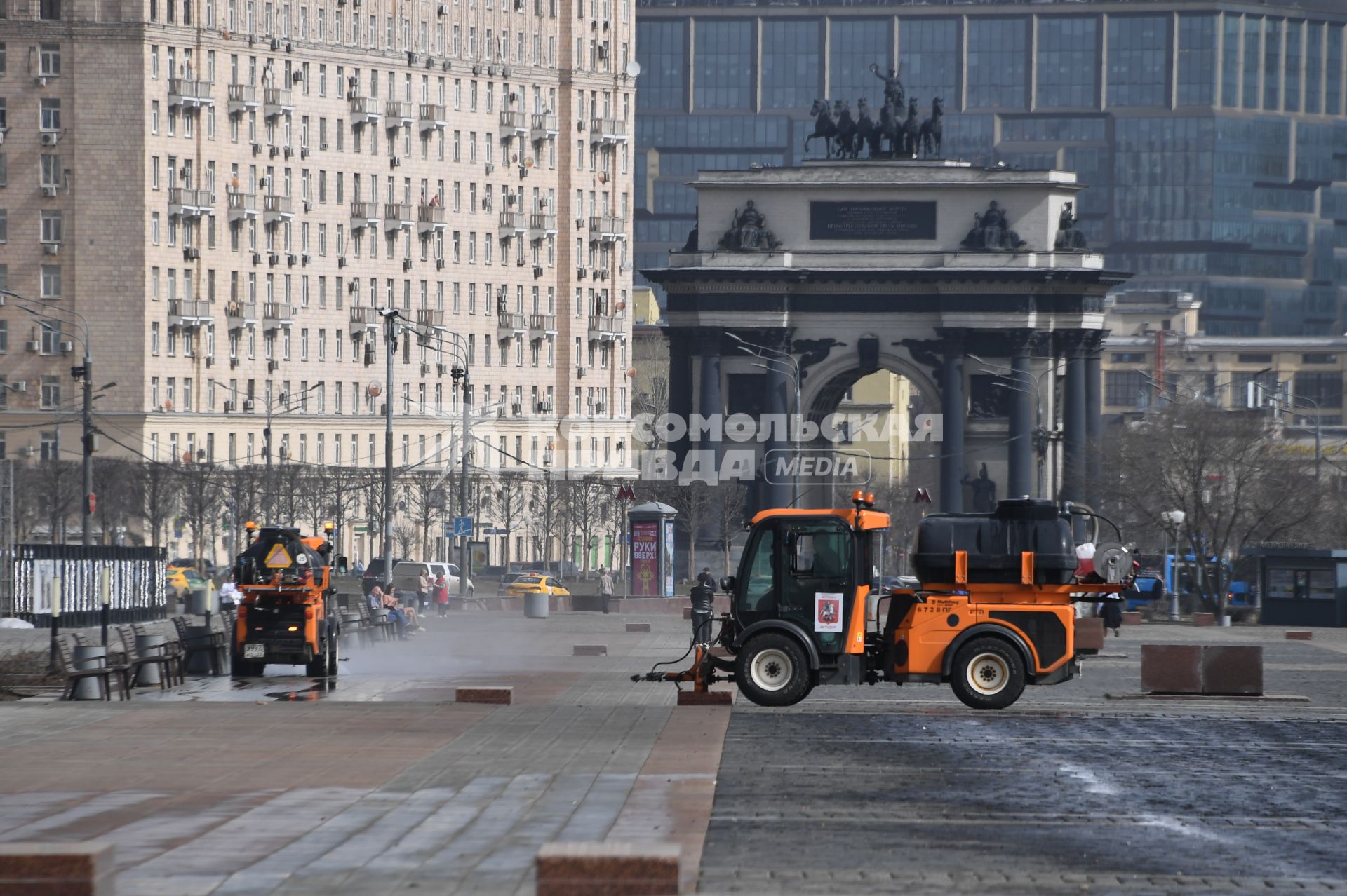 Теплая погода в Москве