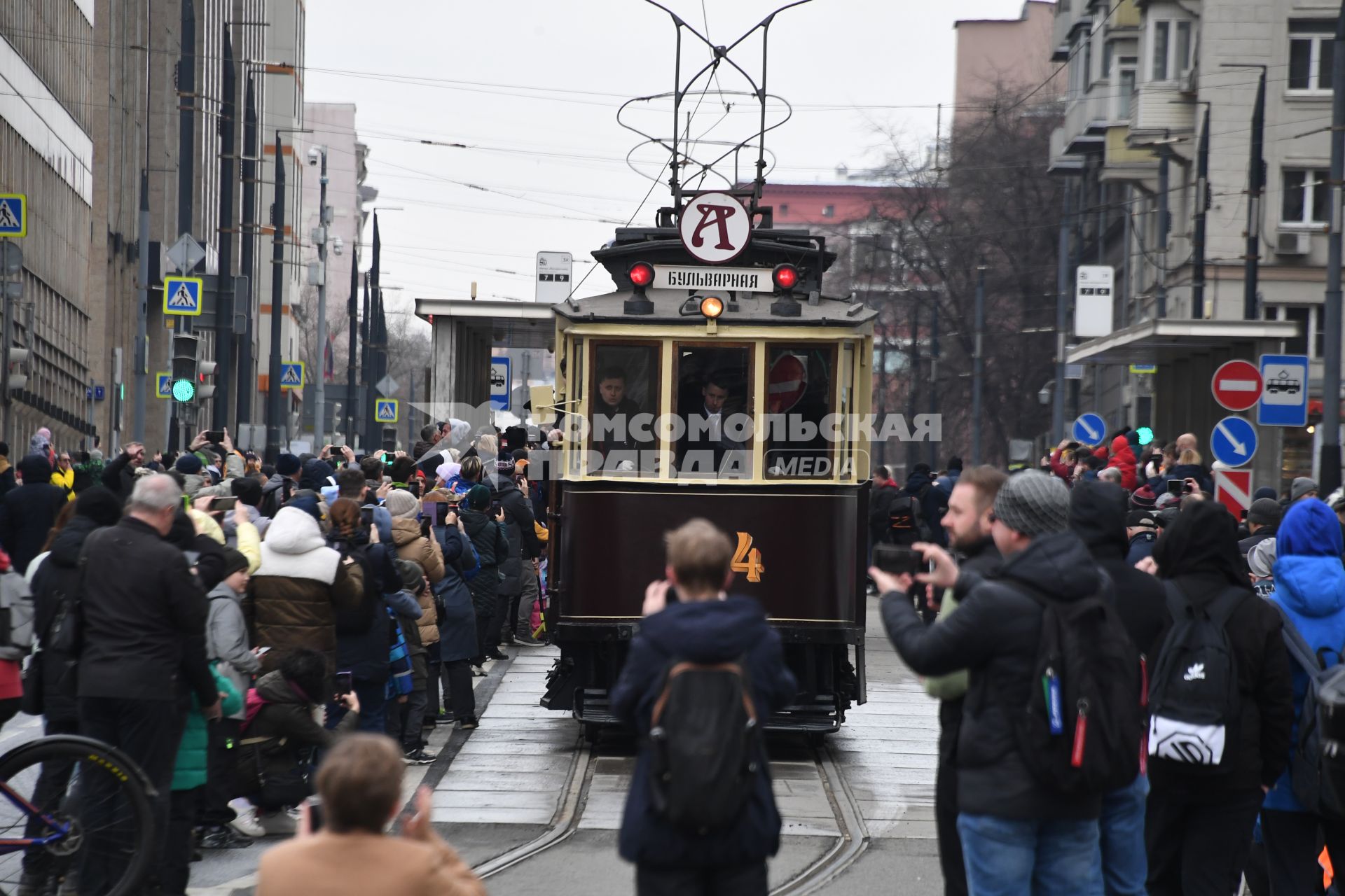 Парад ретротрамваев в Москве