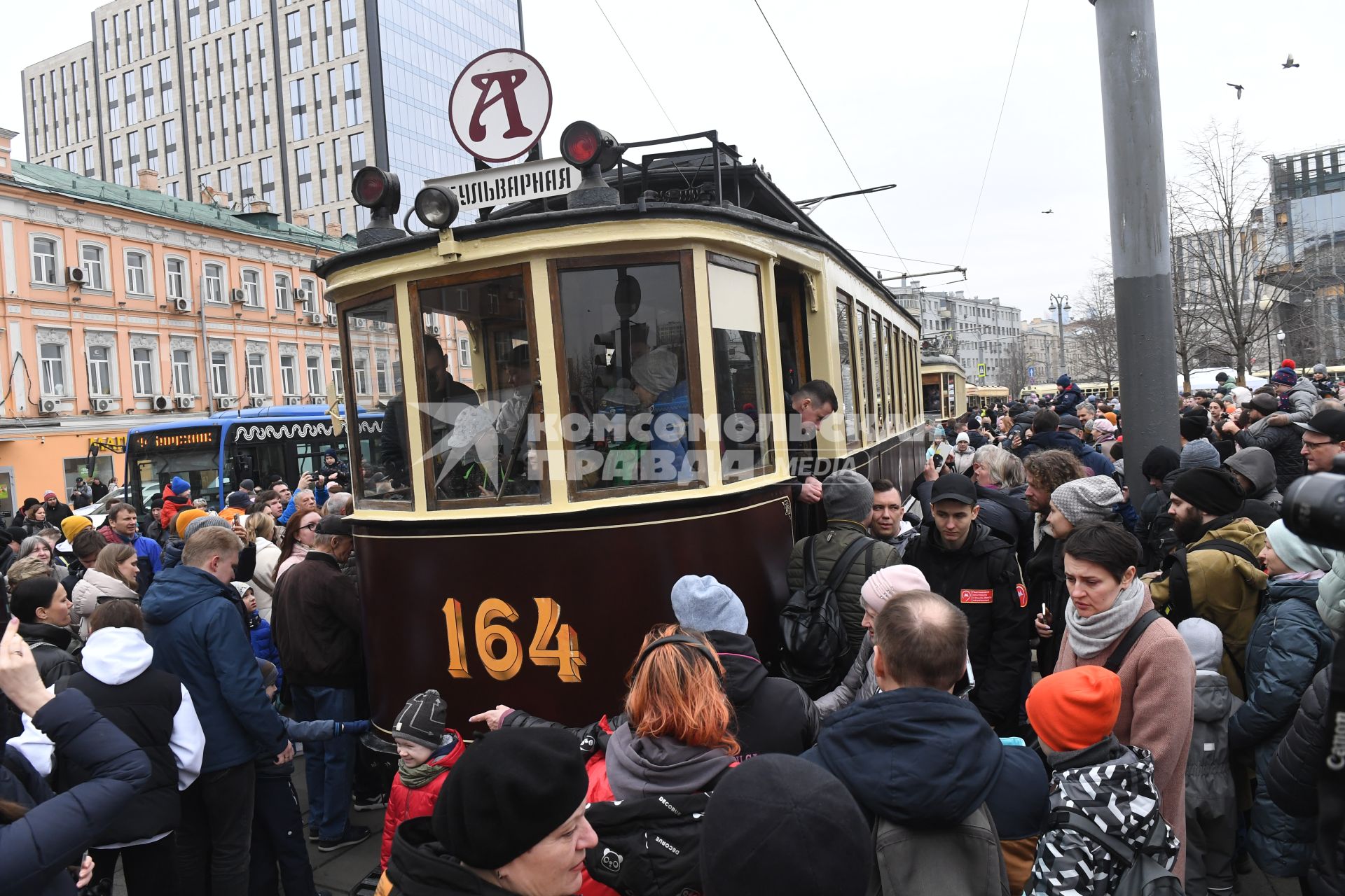 Парад ретротрамваев в Москве