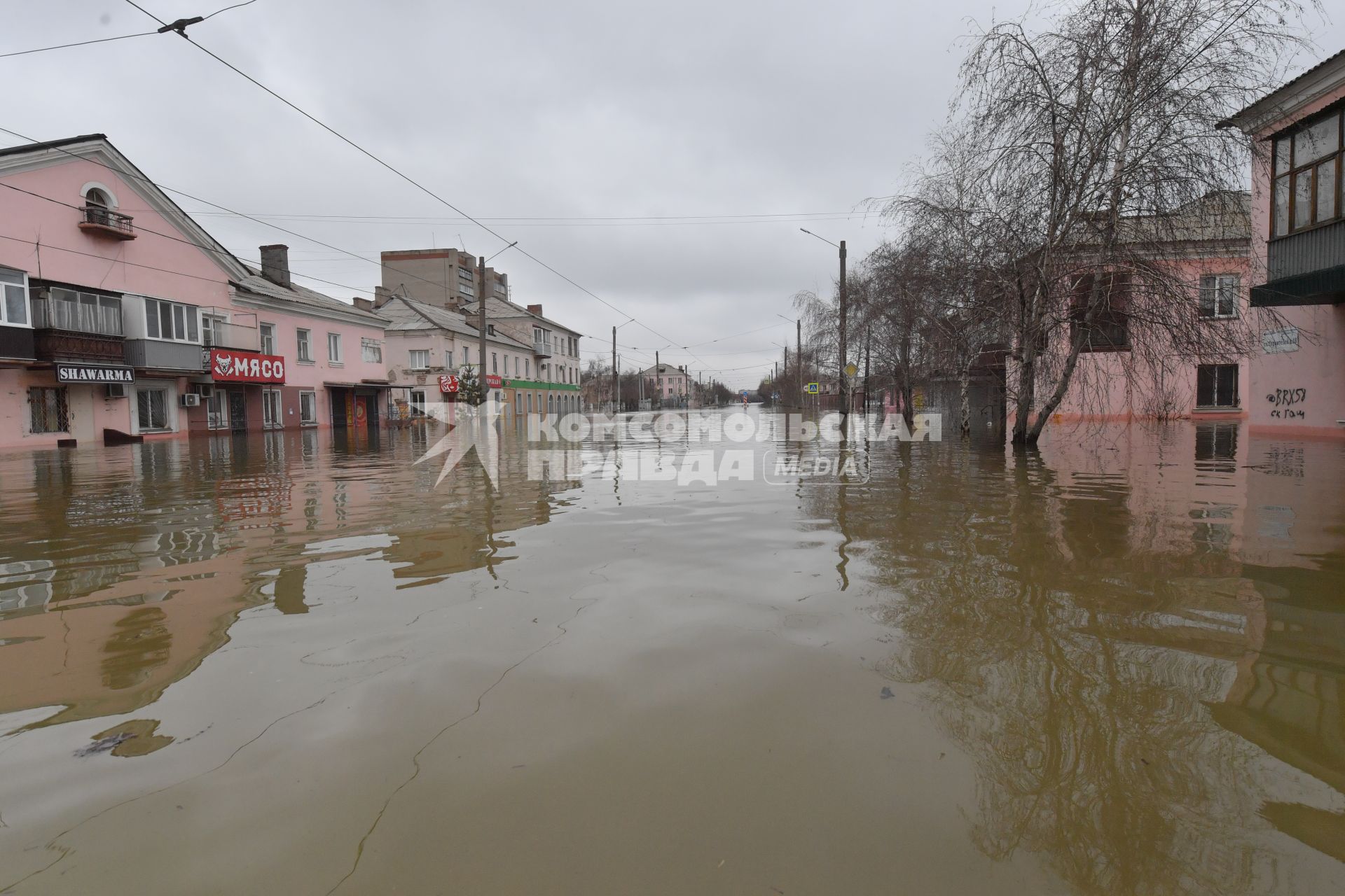 Последствия прорыва дамбы в Орске