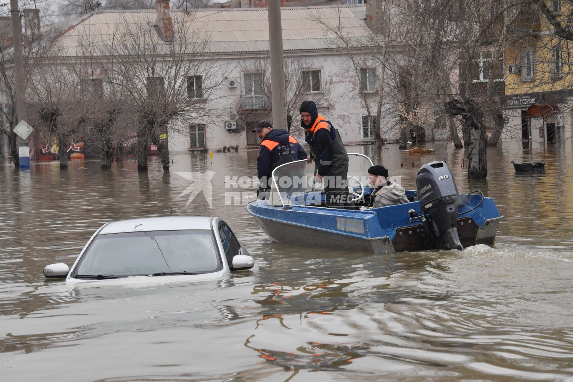 Последствия прорыва дамбы в Орске