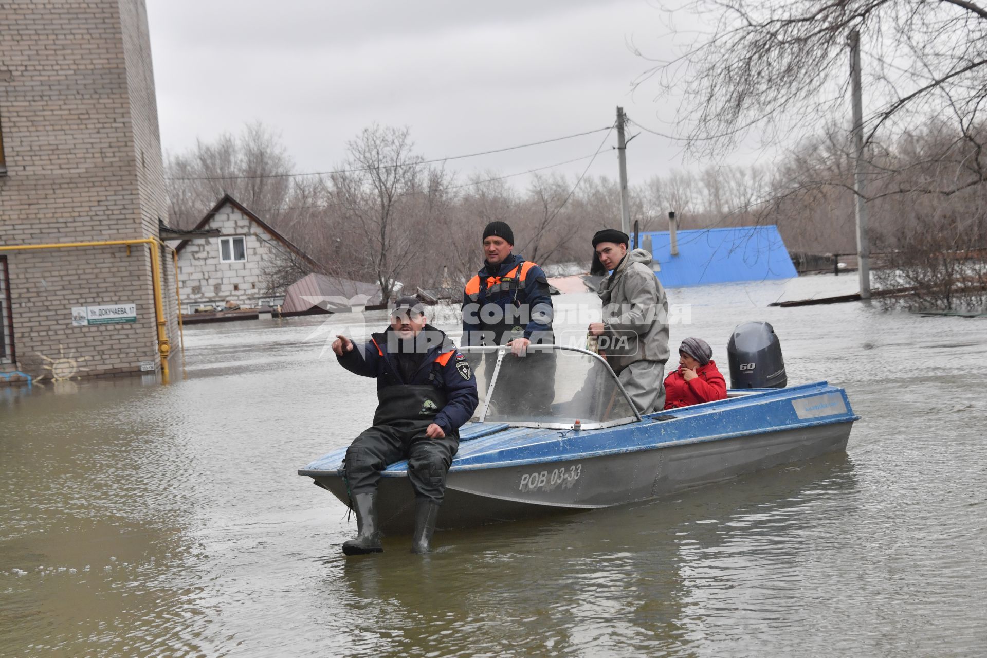 Последствия прорыва дамбы в Орске