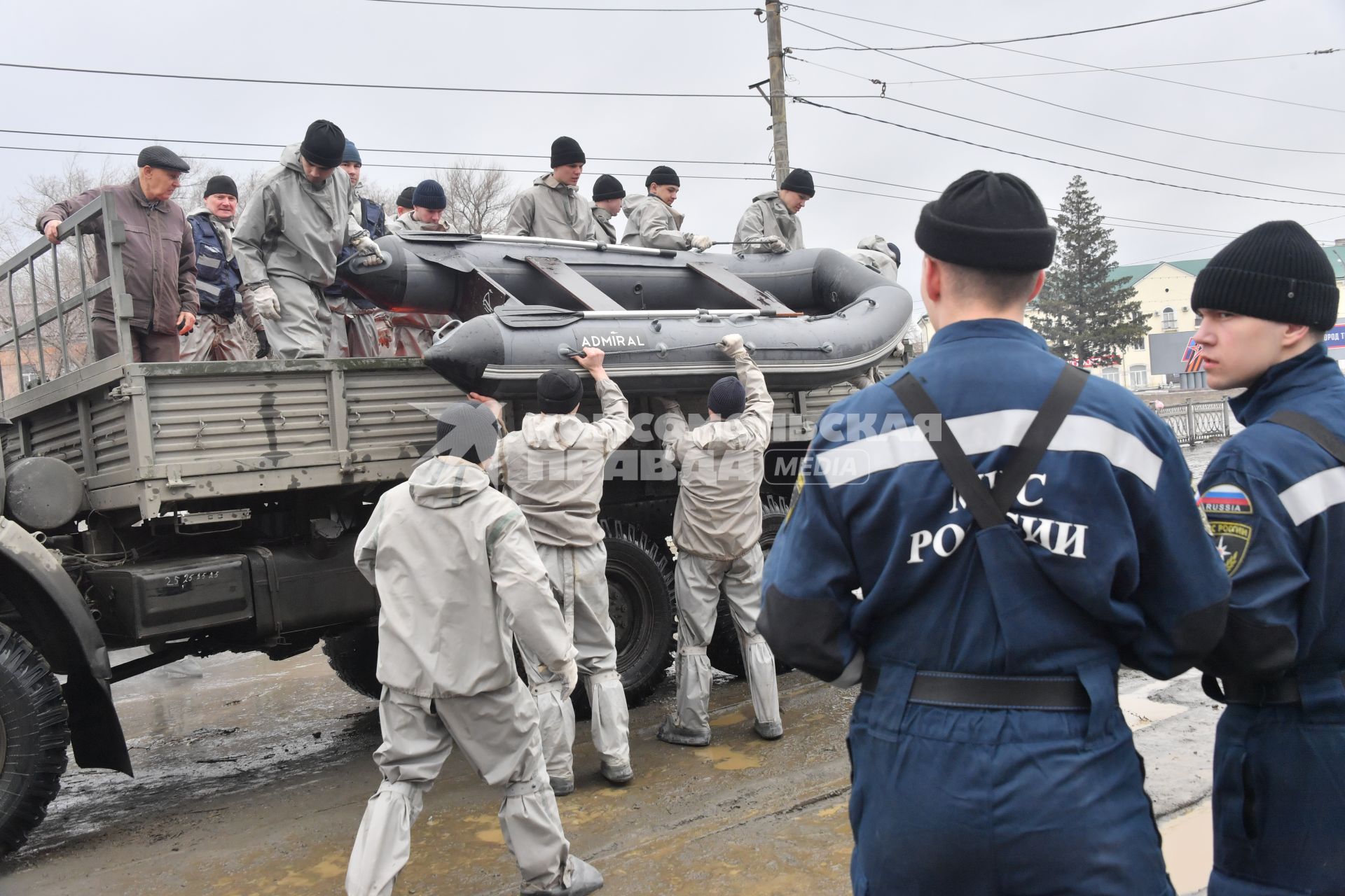 Последствия прорыва дамбы в Орске