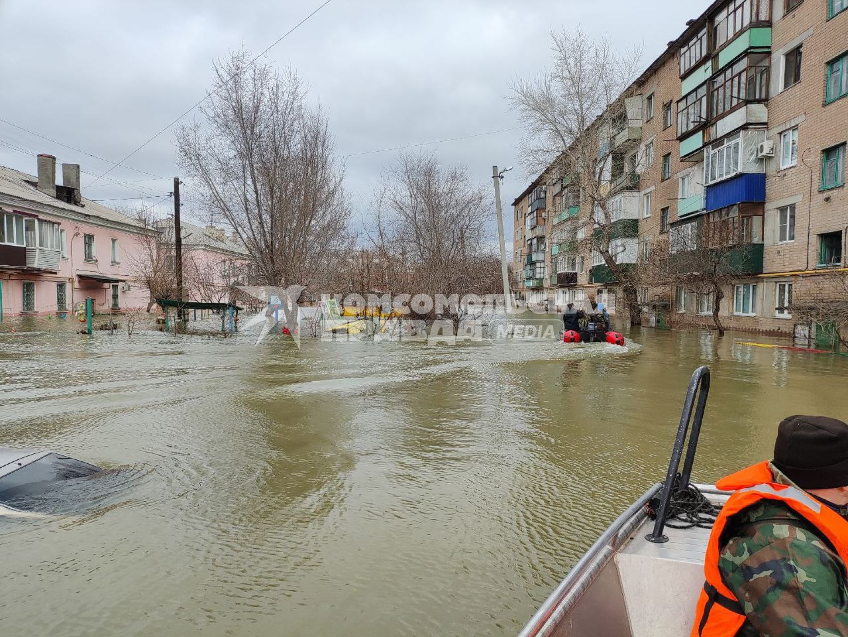 Последствия прорыва дамбы в Орске