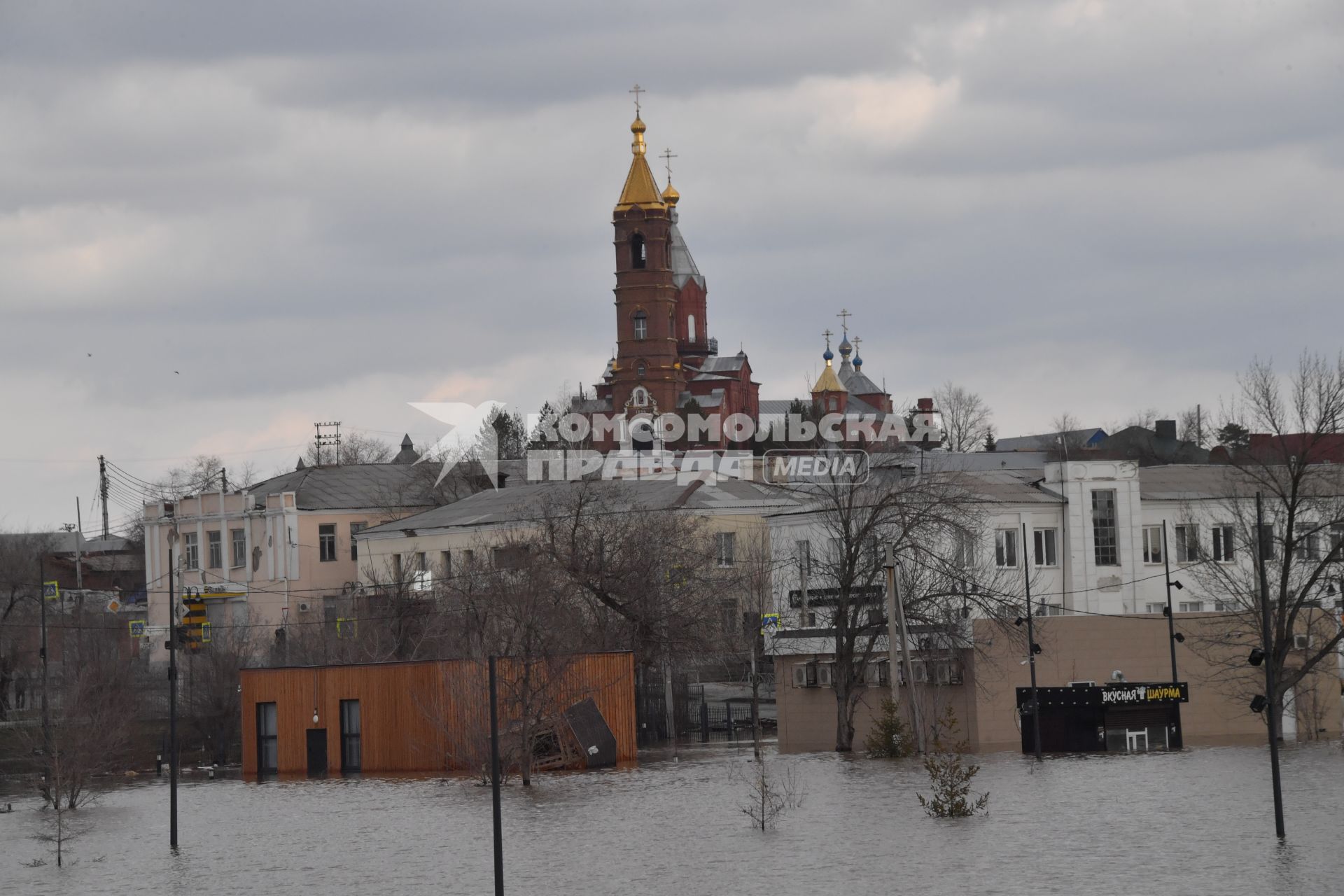 Последствия прорыва дамбы в Орске