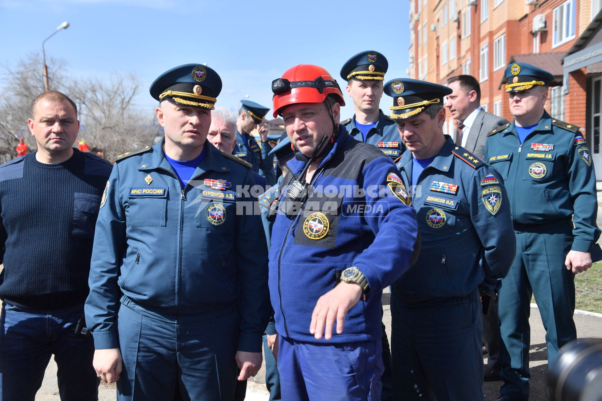 Александр Куренков осмотрел дамбу в Оренбурге