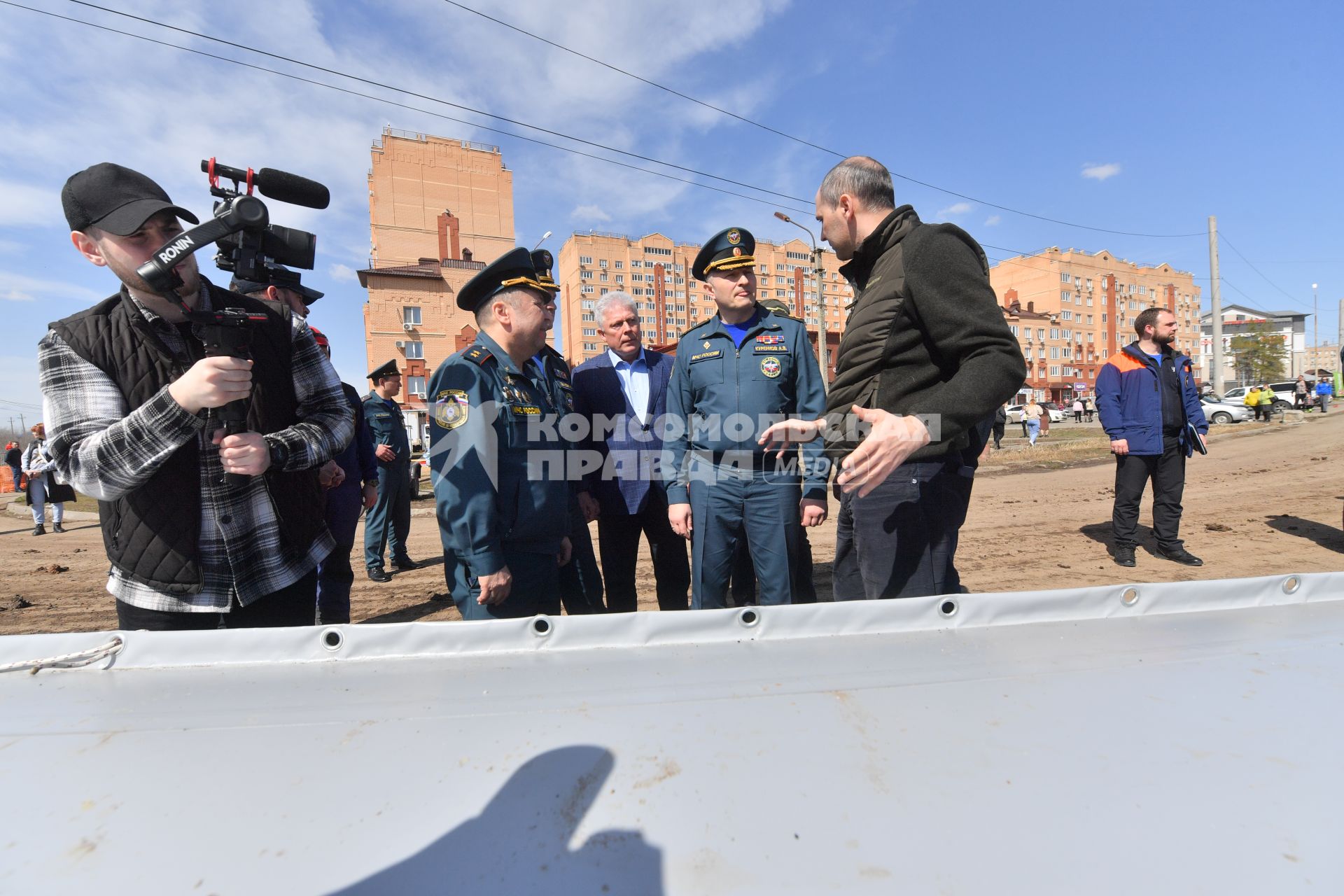 Александр Куренков осмотрел дамбу в Оренбурге