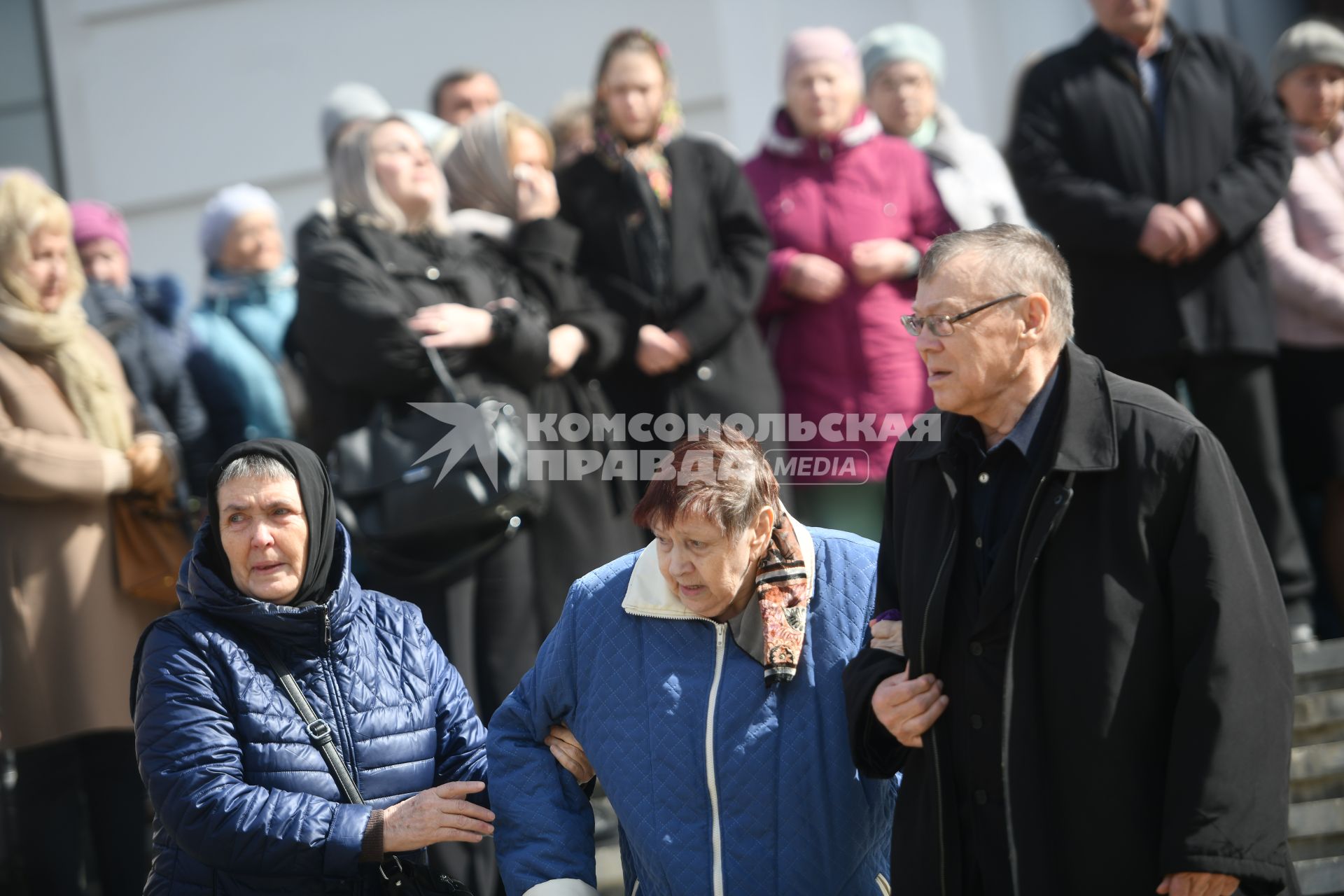 Похороны оперного певца Евгения Кунгурова в его родном городе Заречный