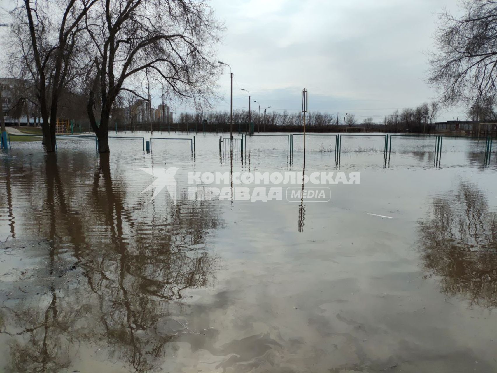 Половодье в Оренбурге . Улица Чкалова