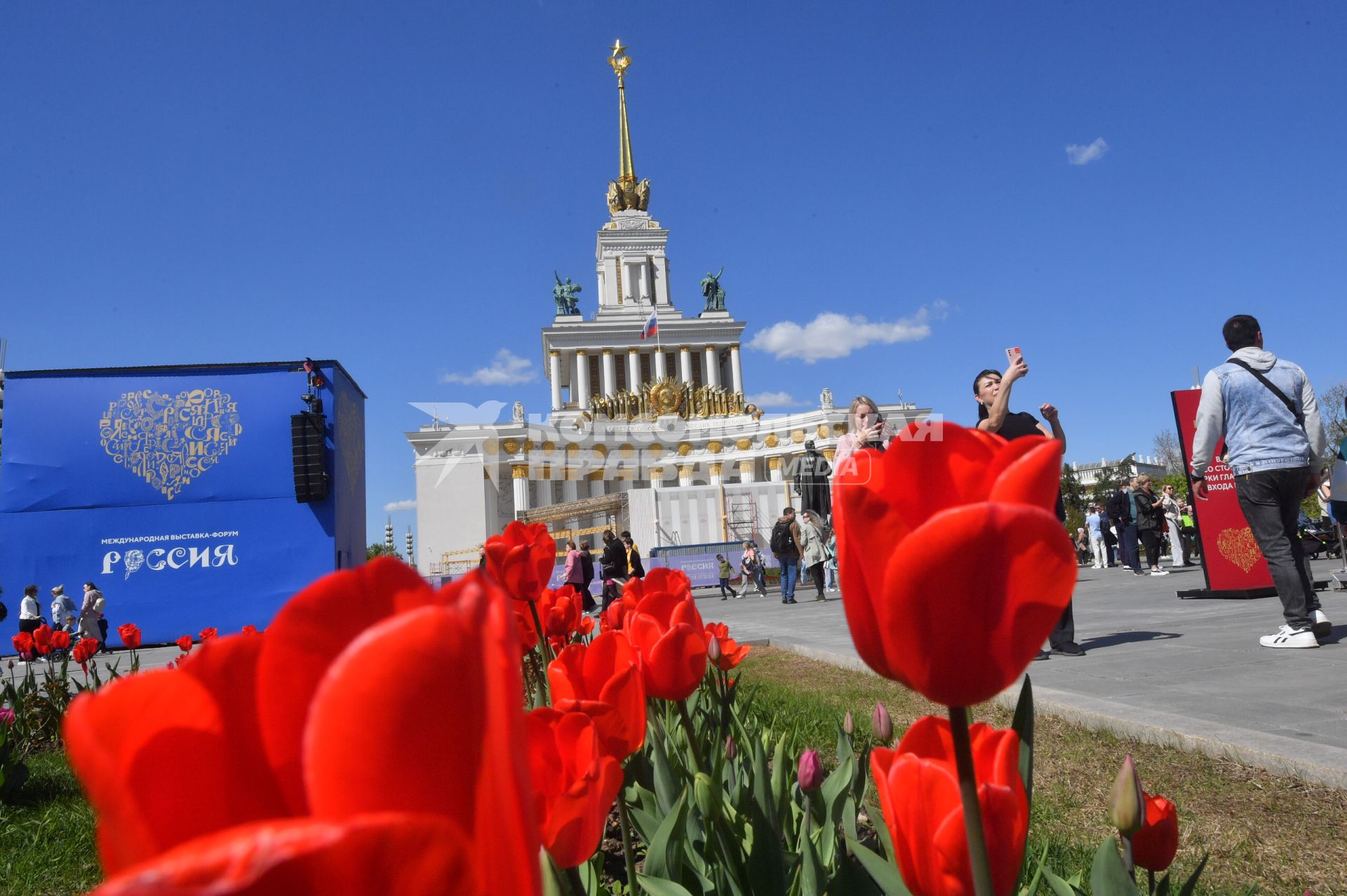 Первомайские гуляния на ВДНХ