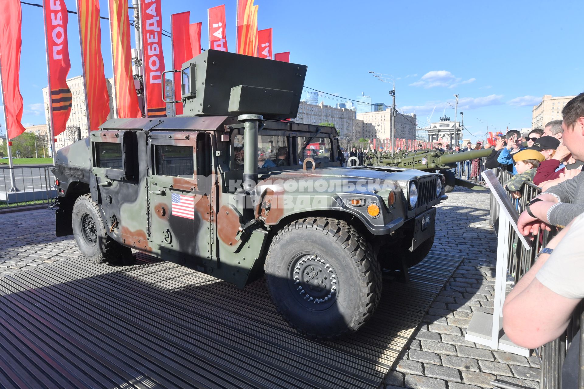 Выставка трофейной техники на Поклонной горе в Москве