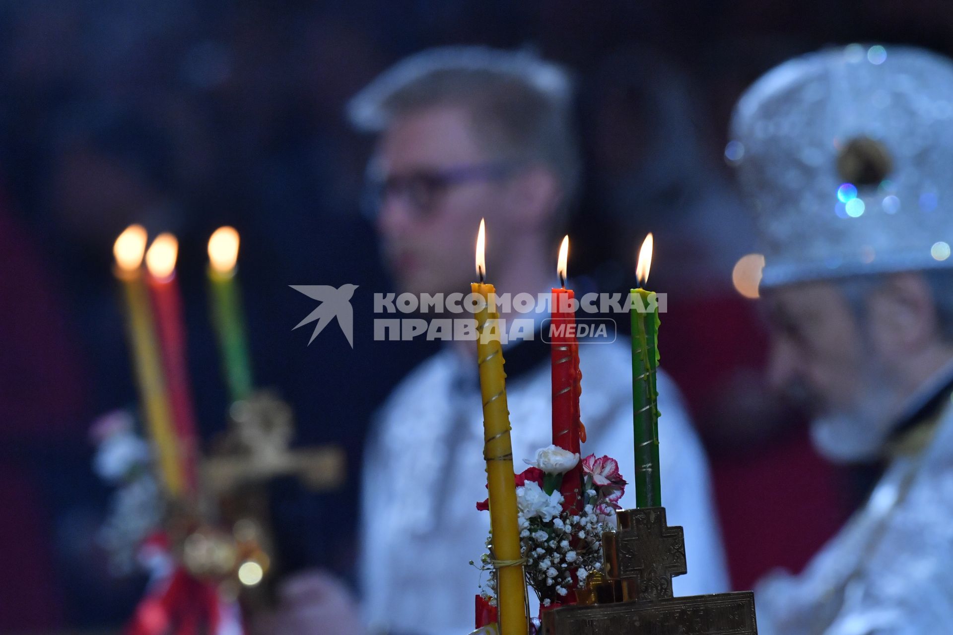 Ночное Пасхальное богослужение в Храме Христа Спасителя