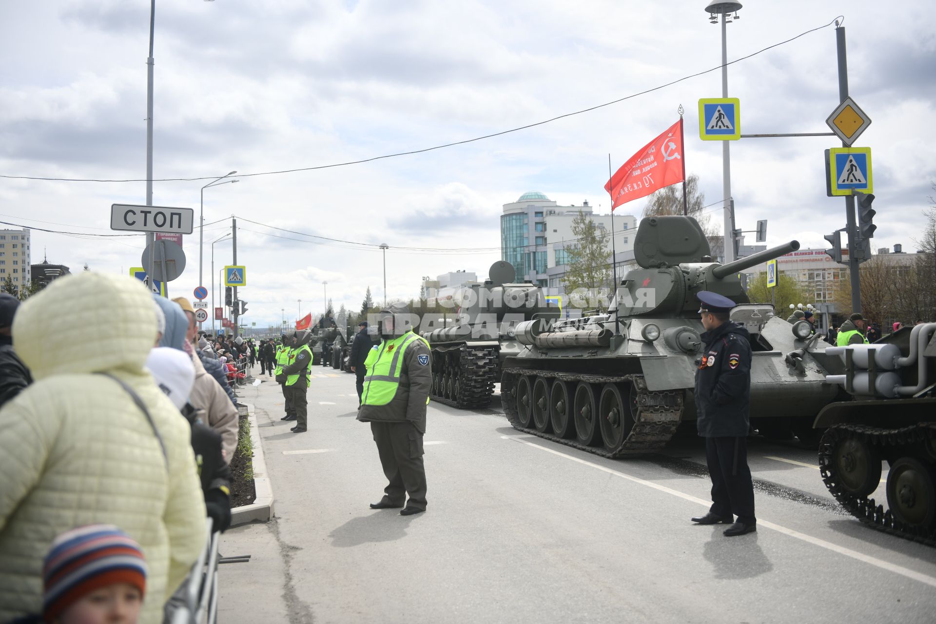 Парад исторической техники в День Победы в Свердловской области