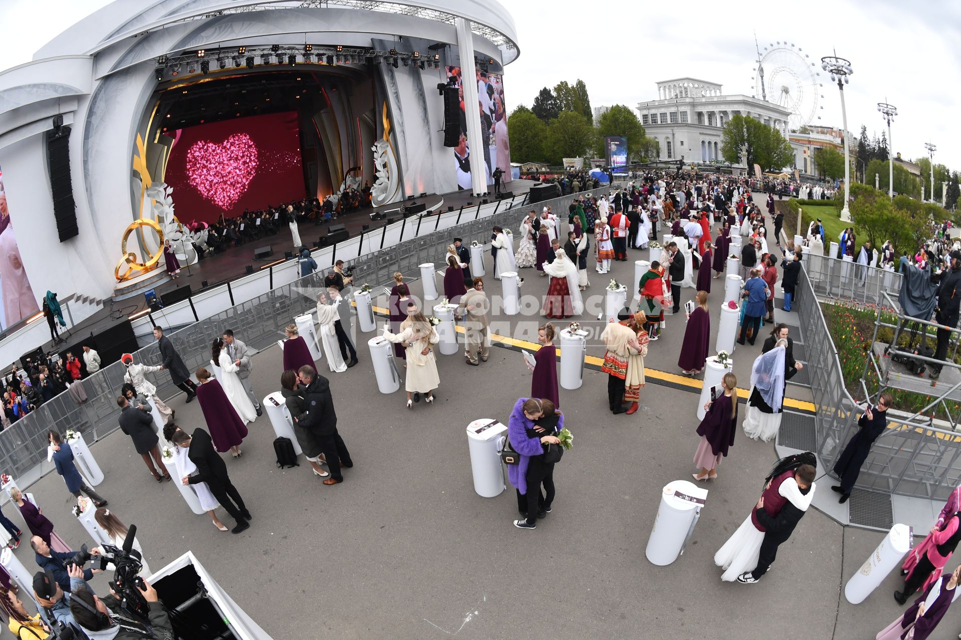 Всероссийский свадебный фестиваль на ВДНХ