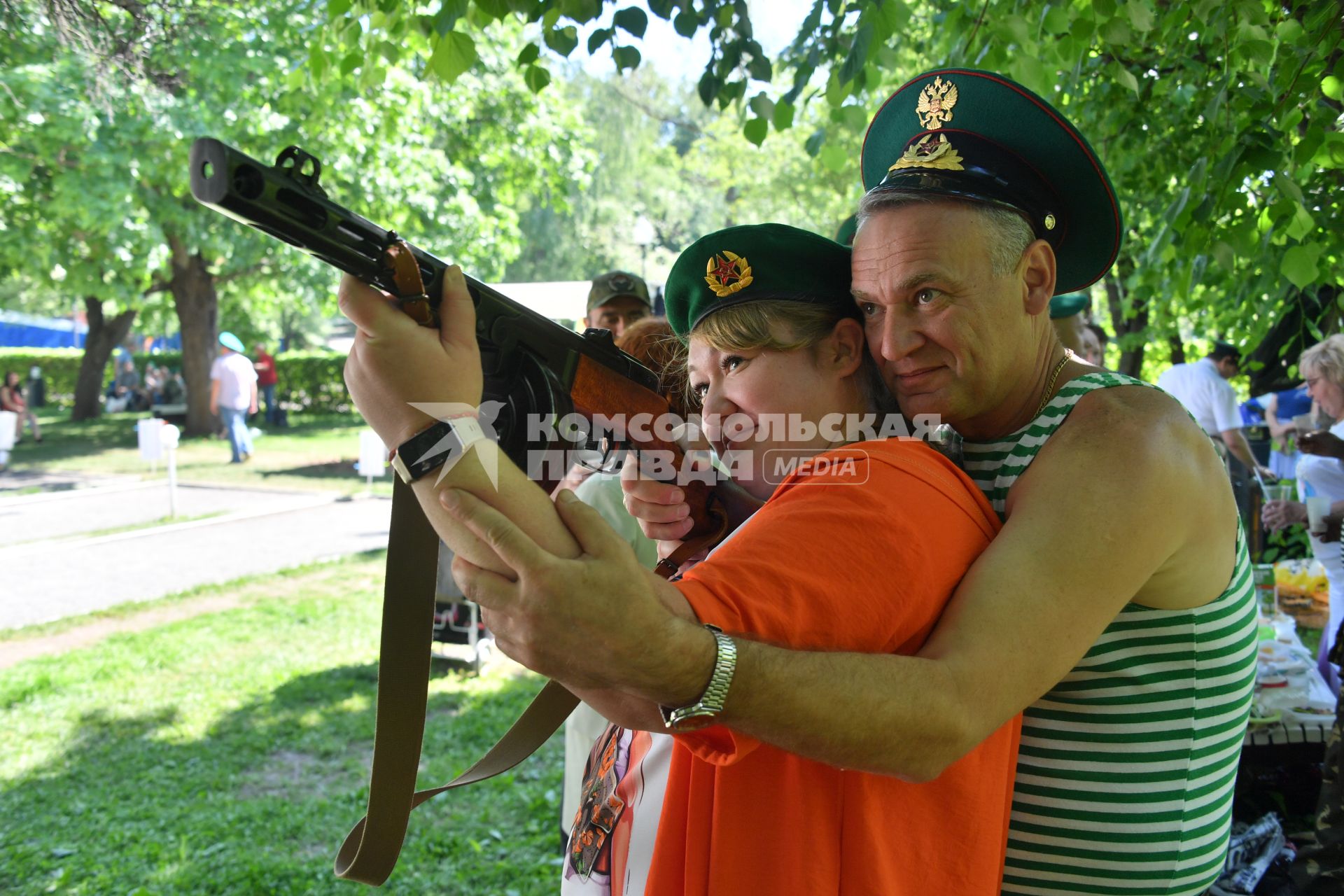 Празднование Дня пограничника в парке Горького