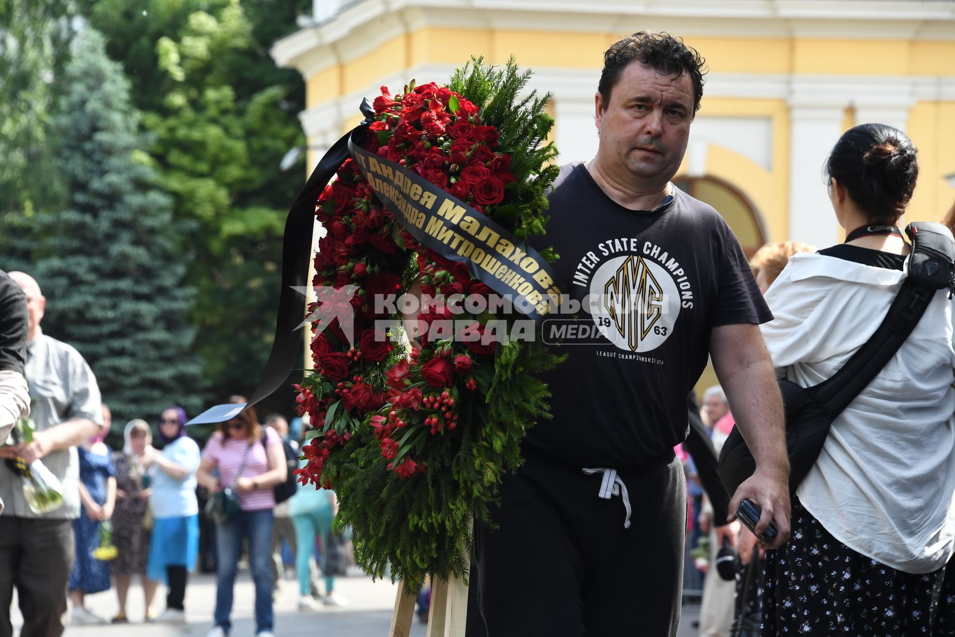 Церемония прощания с Анастасией Заворотнюк в Москве