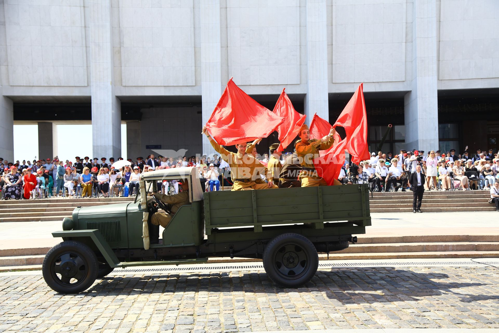 Парад кадетского движения Не прервется связь поколений\"