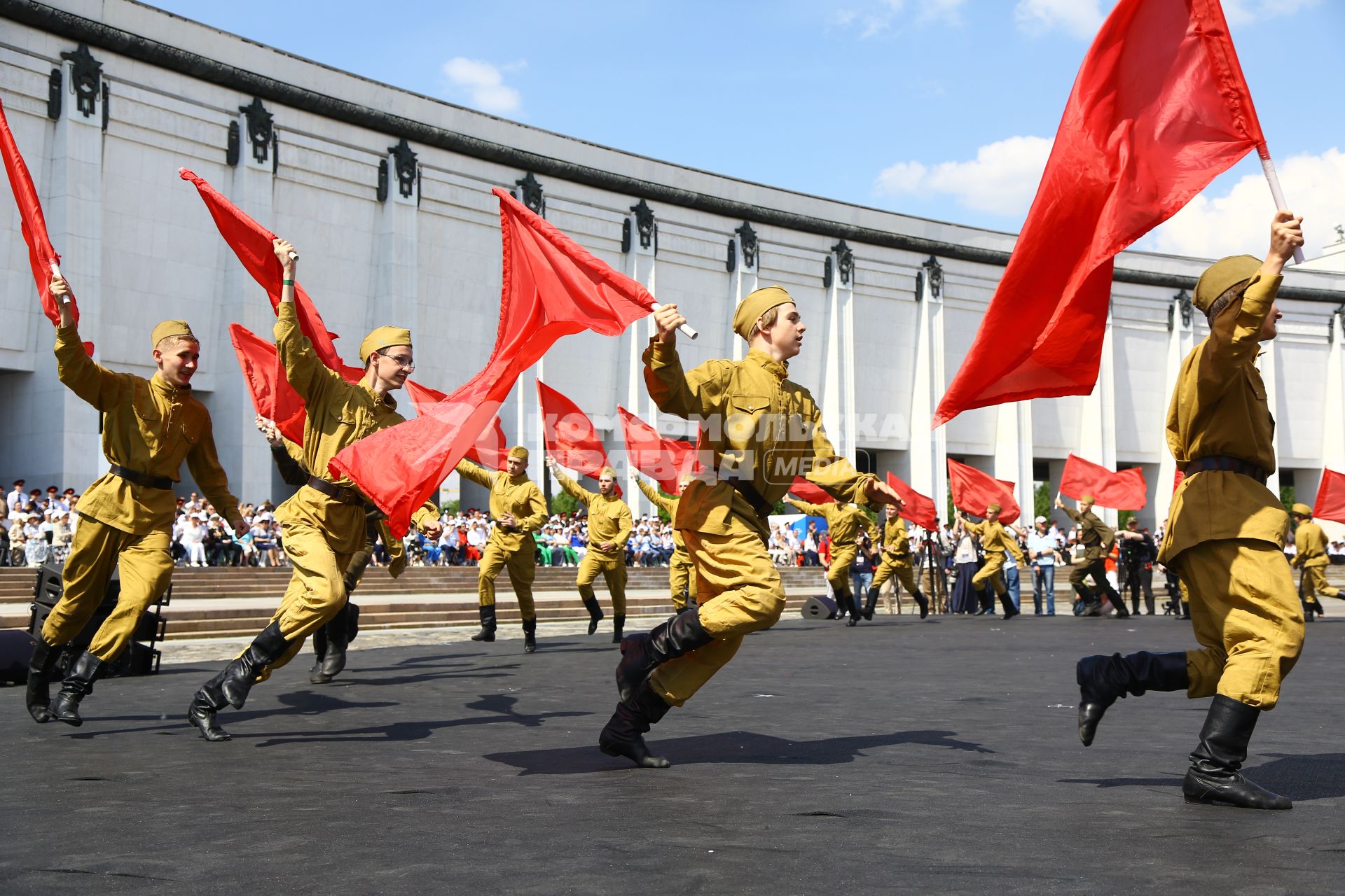 Парад кадетского движения Не прервется связь поколений\"