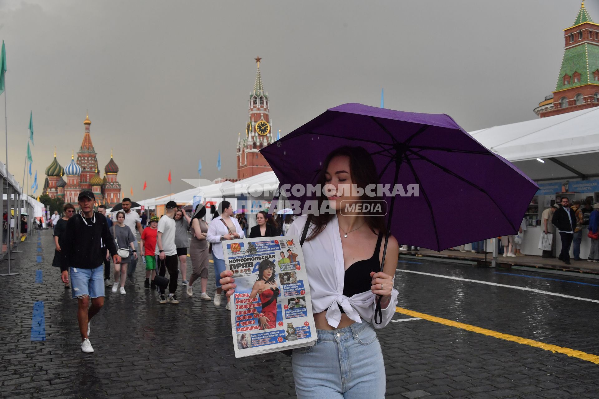 Книжный фестиваль \"Красная площадь\" в Москве