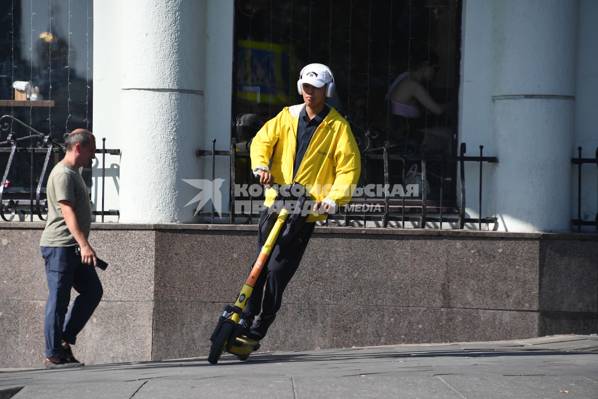 Повседневная жизнь города