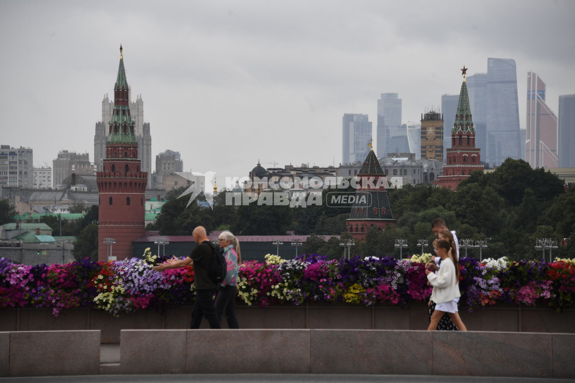 Жизнь города