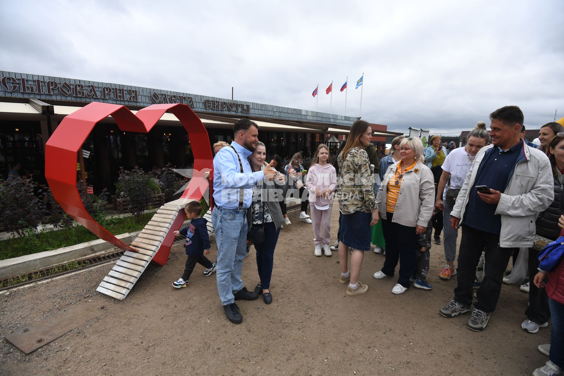 Фестиваль \"Сыр! Пир! Мир!\" в Подмосковье