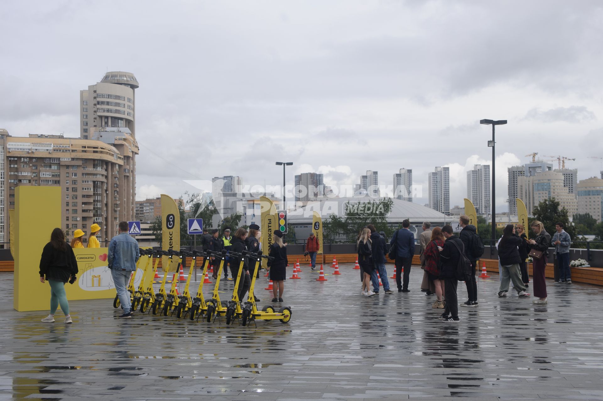 Школа  безопасного вождения электросамокатов