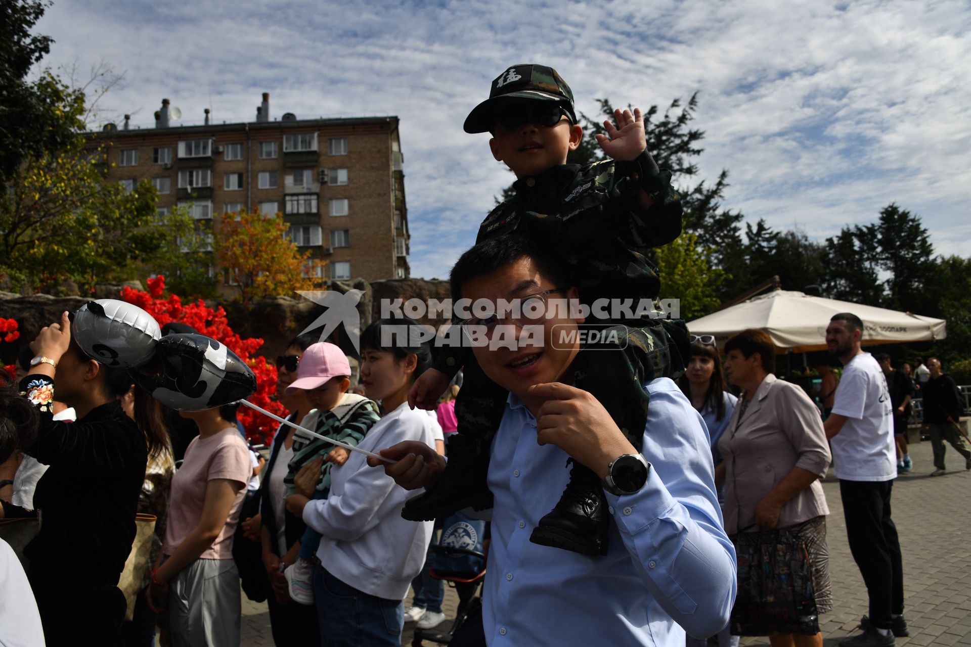 Празднование дня рождения панды Катюши в Московском зоопарке