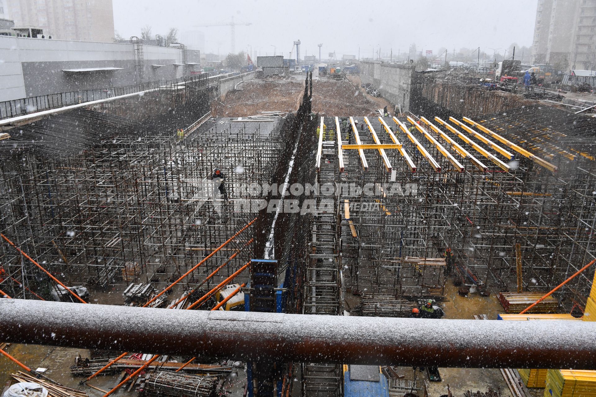 В Москве выпал первый снег