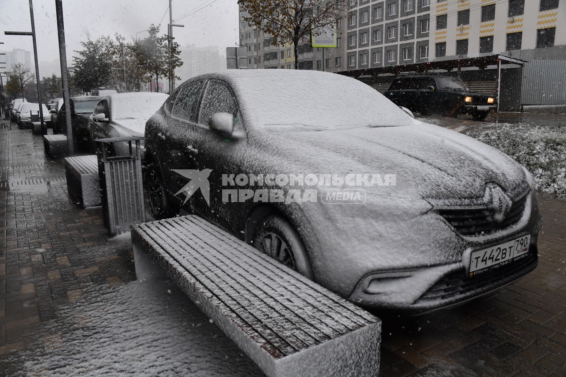 В Москве выпал первый снег