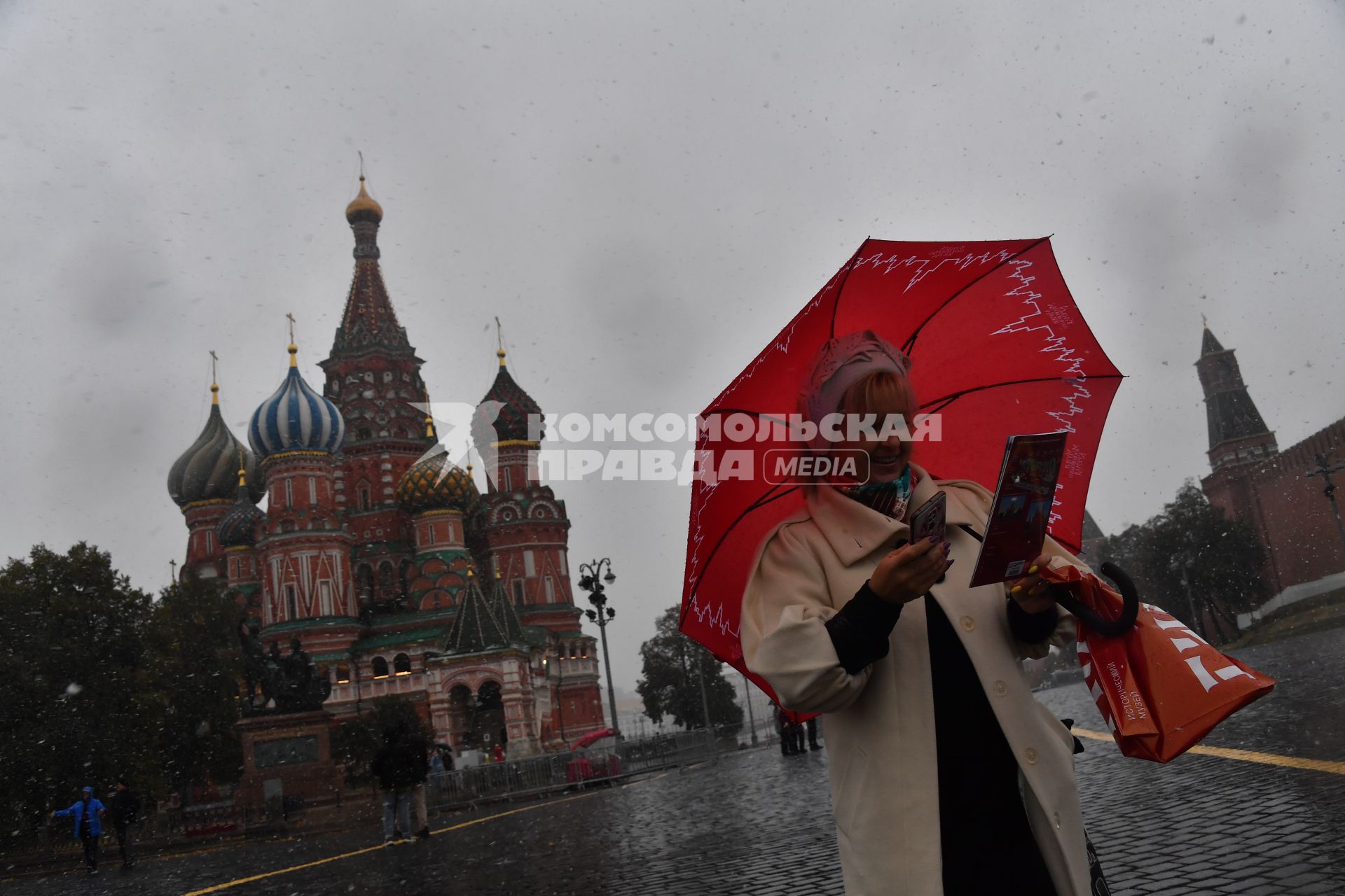 Первый снег в Москве