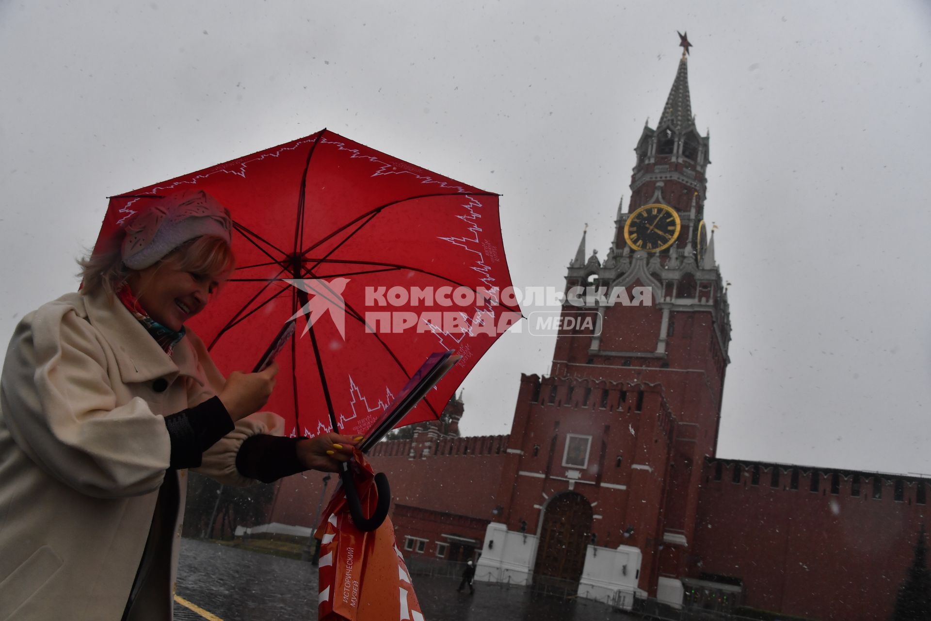 Первый снег в Москве