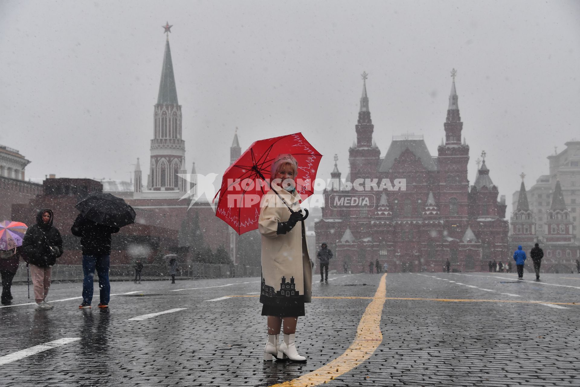 Первый снег в Москве