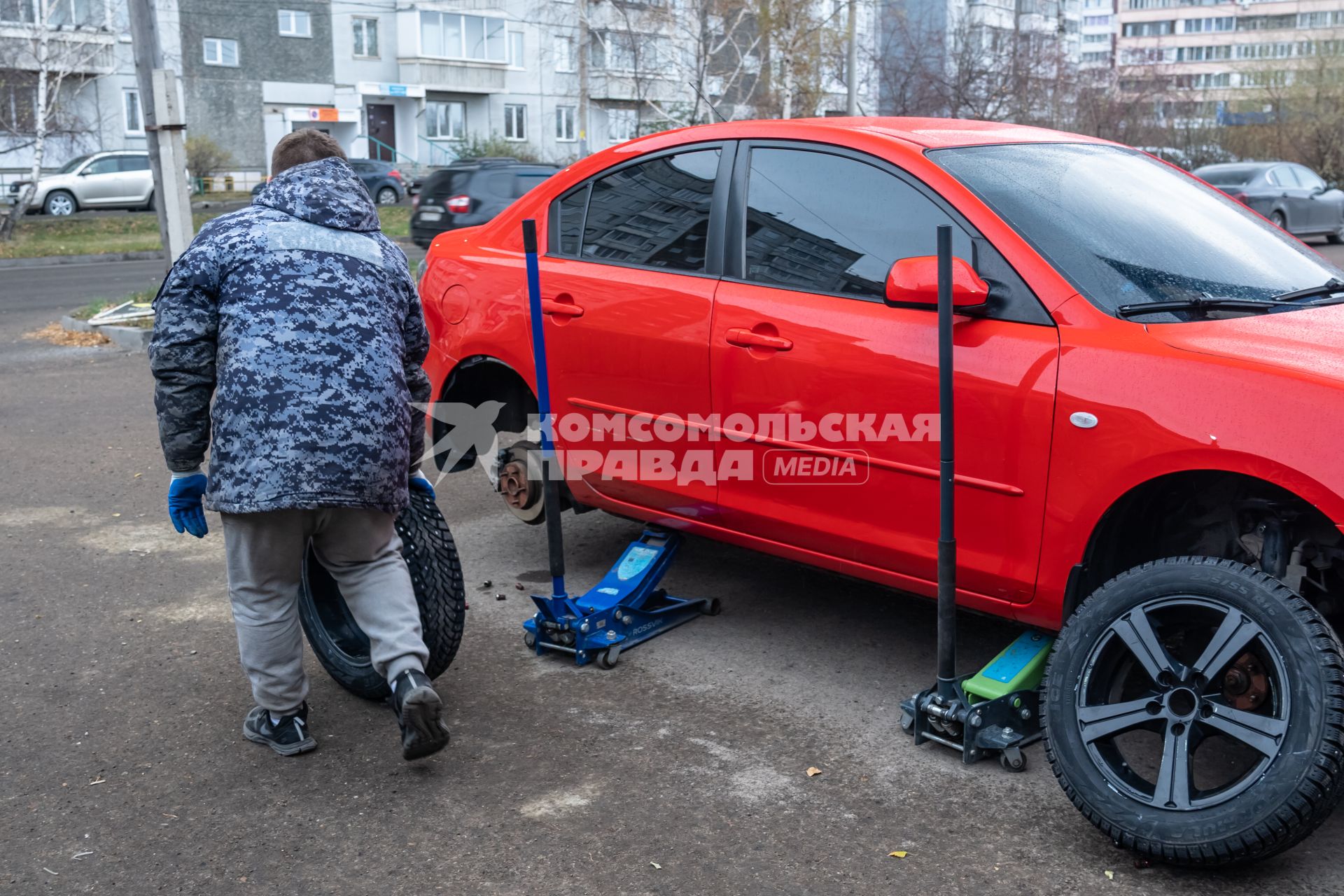 Замена резины в автосервисе