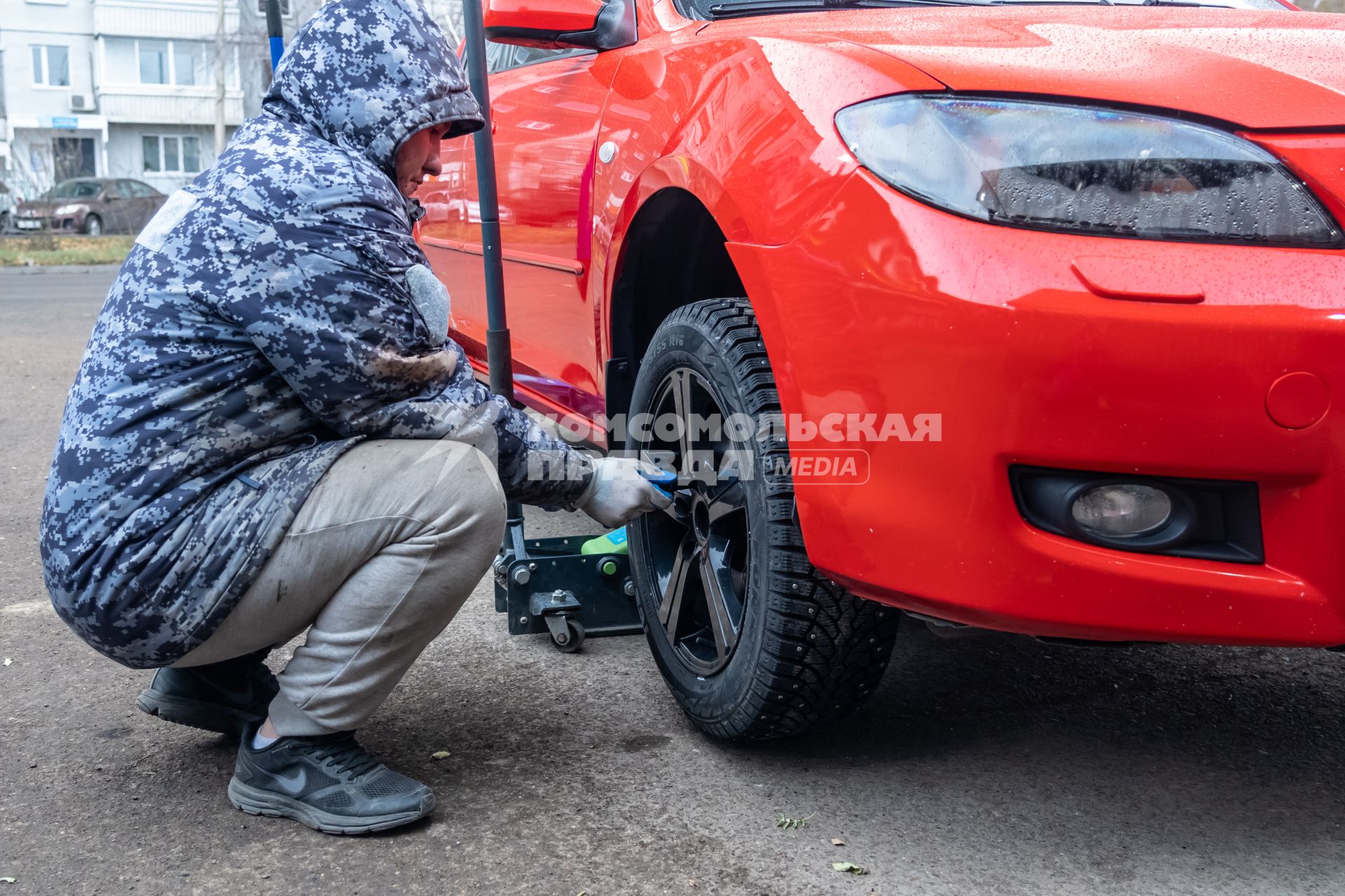 Замена резины в автосервисе