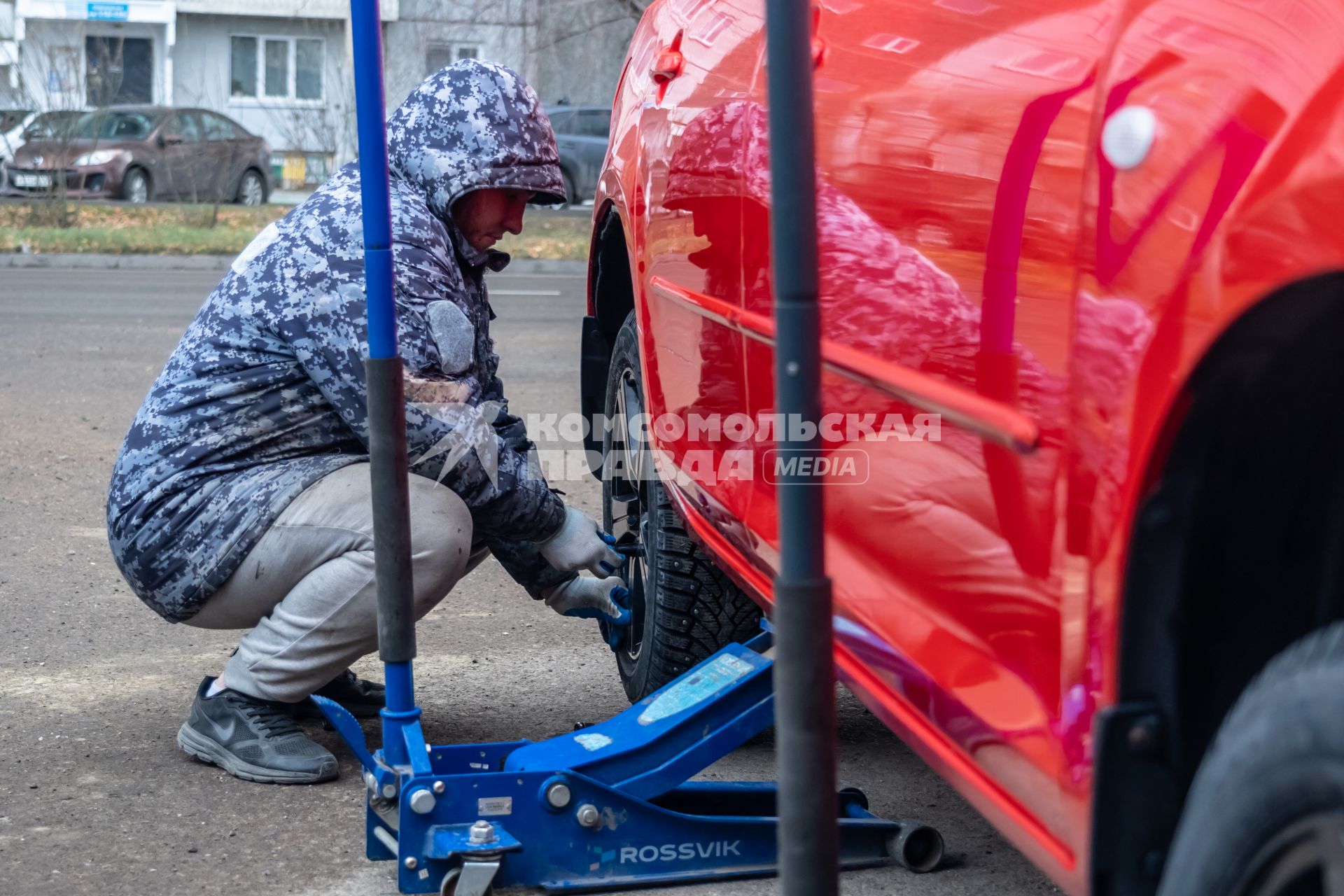 Замена резины в автосервисе