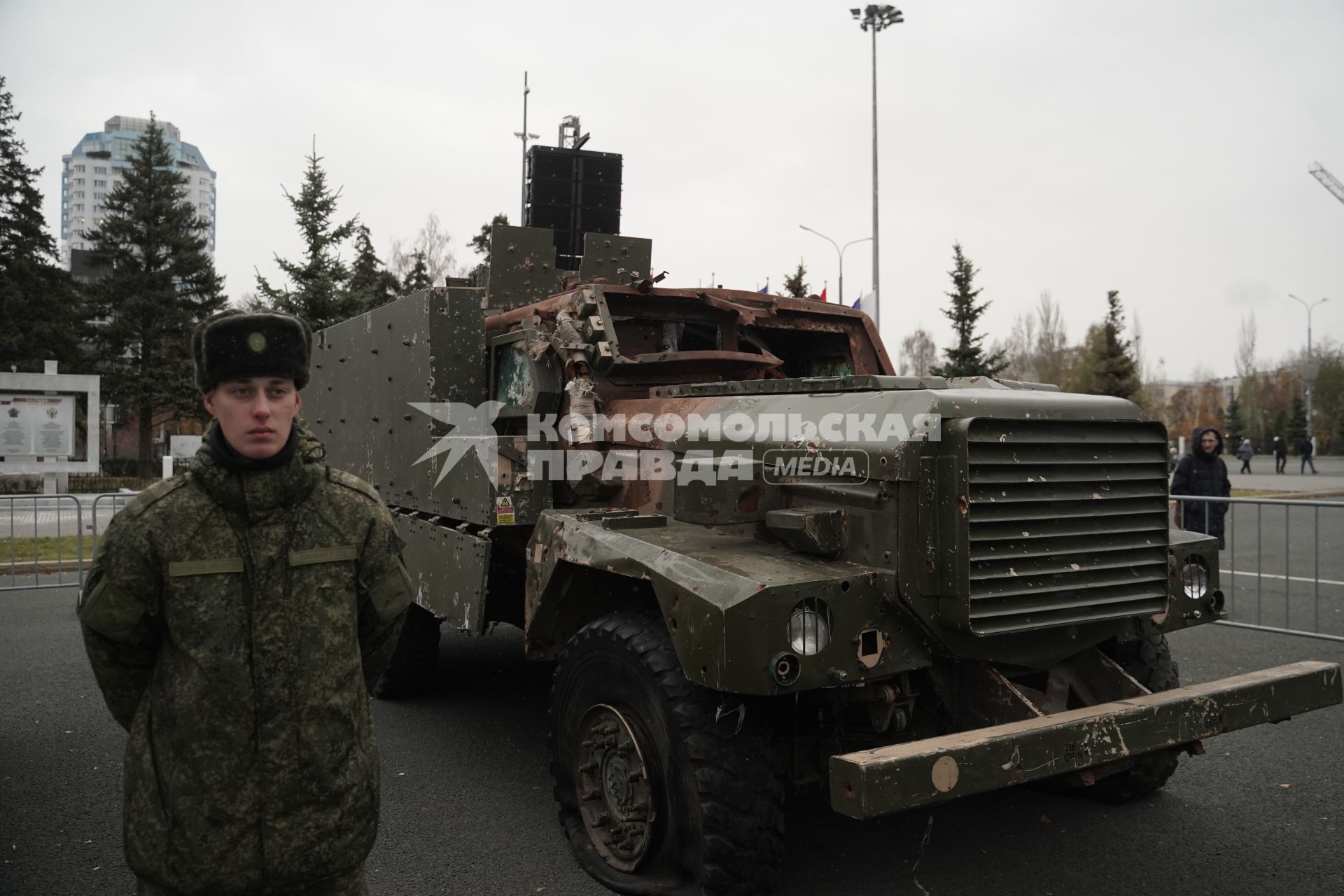 Выставка трофейной техники \"Сила V правде - гордость и Победа\" в Самаре