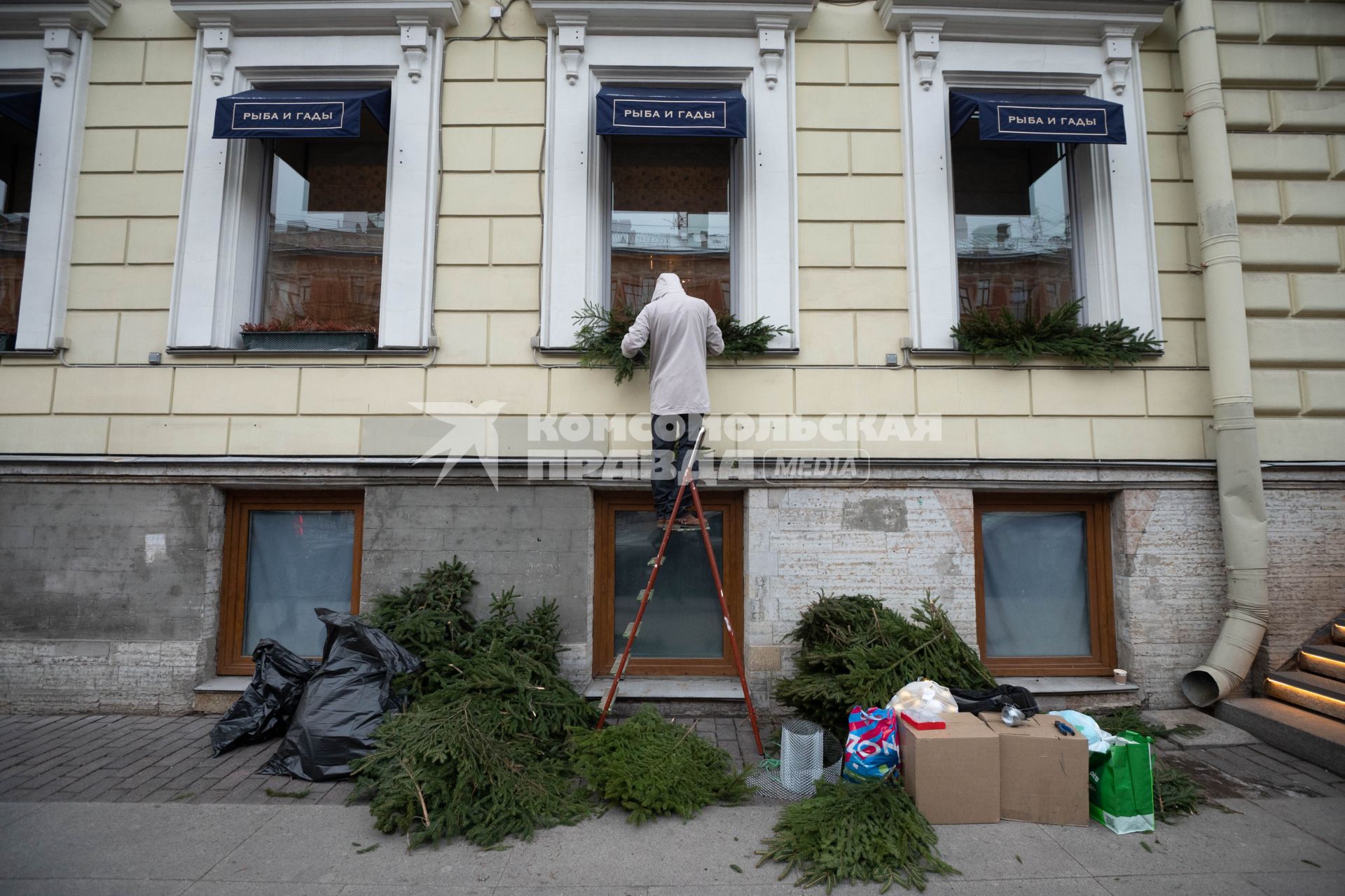 Новогодние украшения Санкт-Петербурга