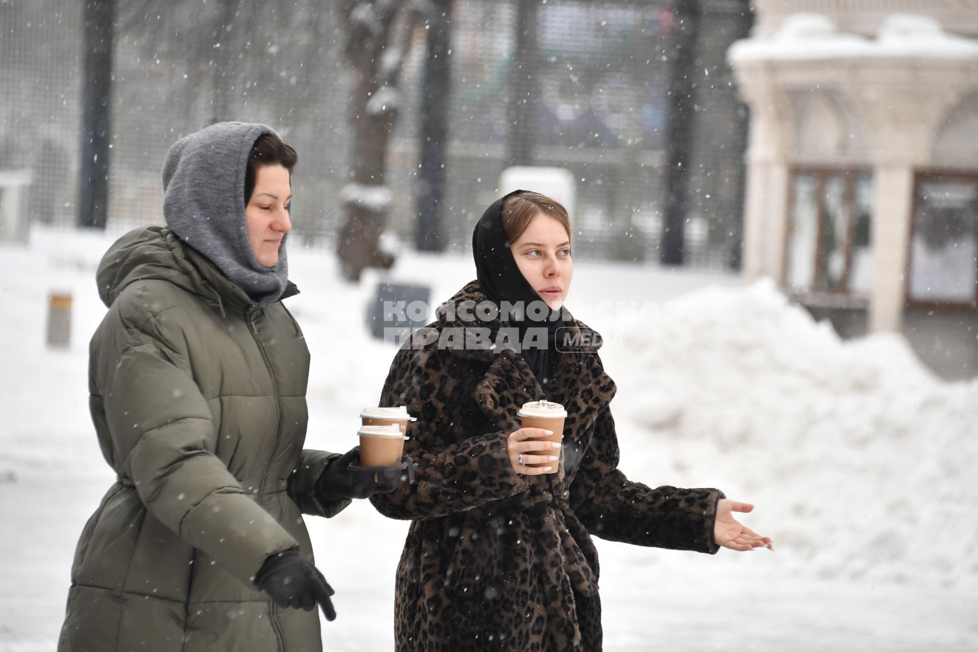 Последствия снегопада в Москве