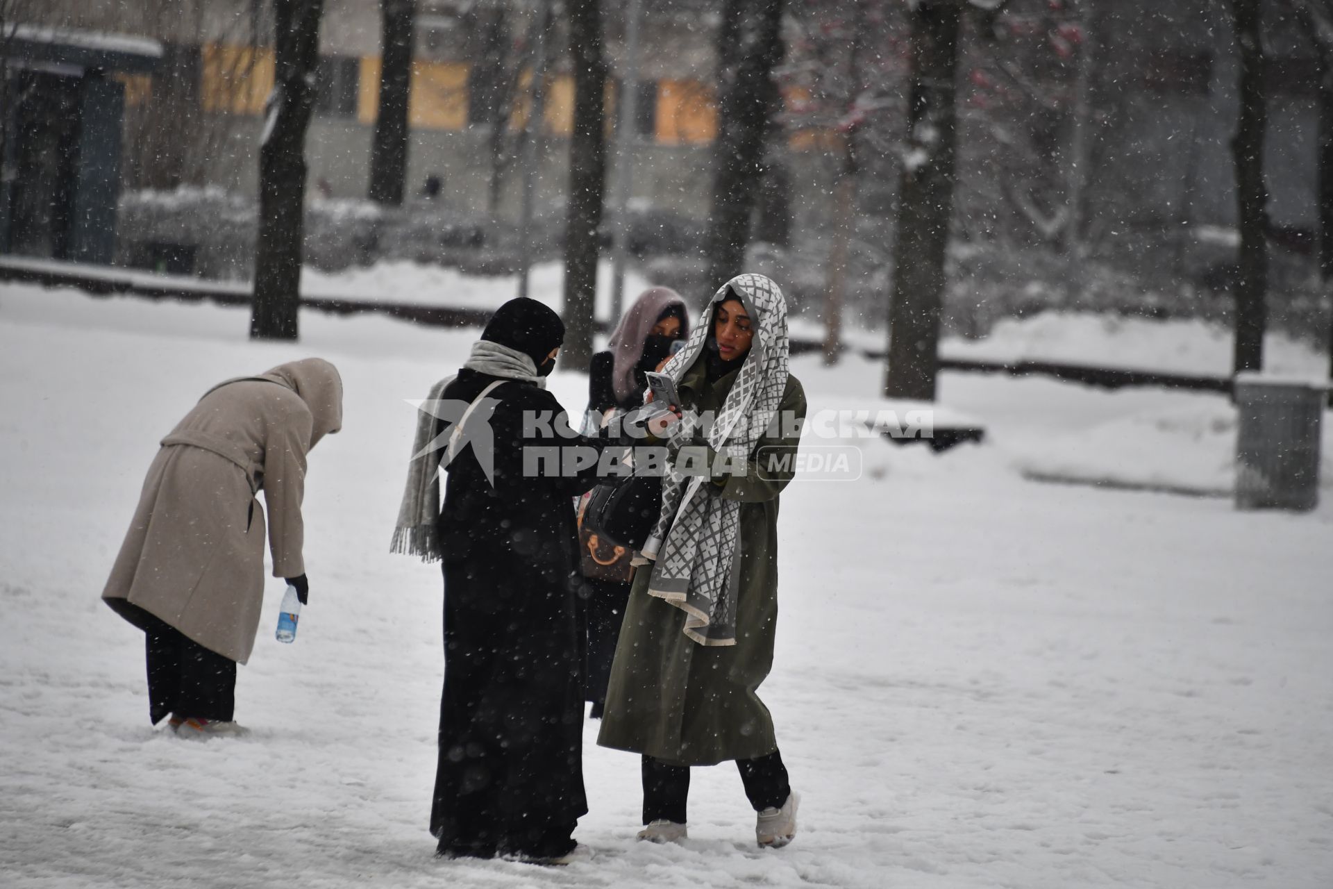 Последствия снегопада в Москве